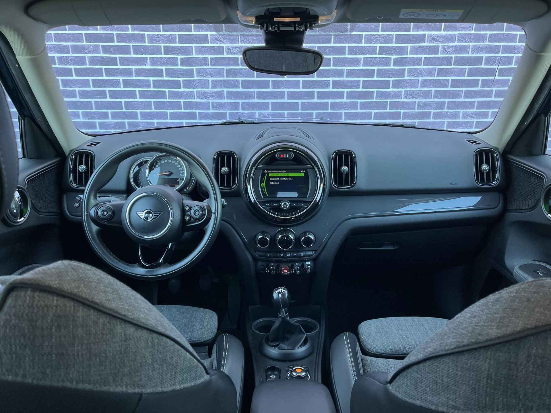 Mini Mini Countryman 1.5 One Chili Trekhaak | Navigatie | Half Leer | Cruise Controle | PDC | Sportstoelen | Climate Controle - 3/38