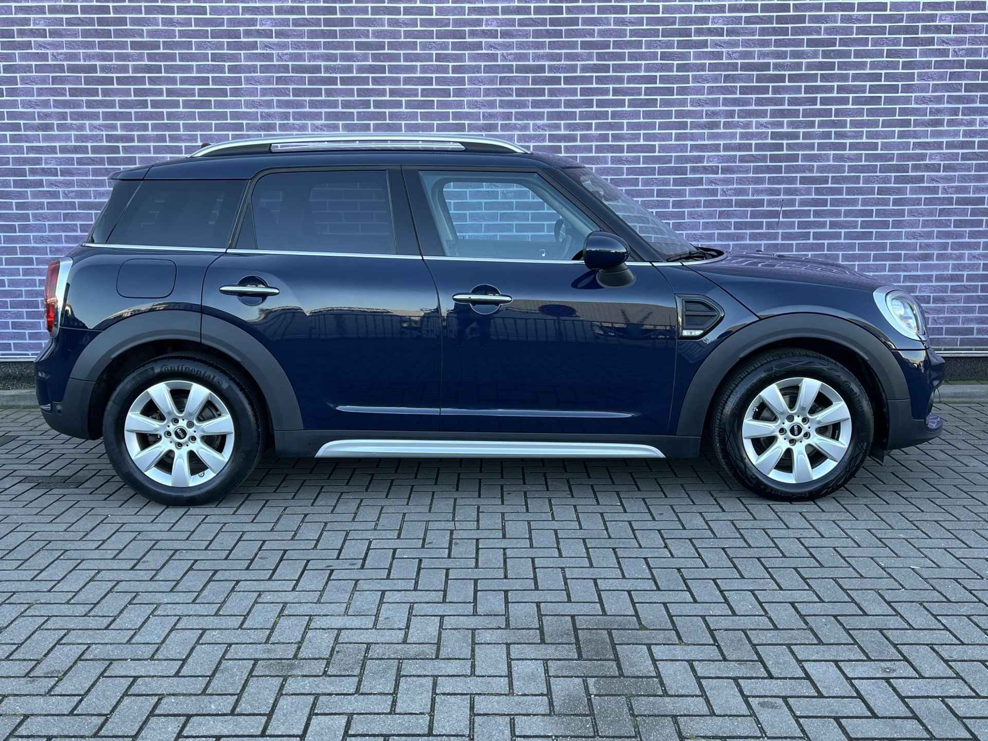 Mini Mini Countryman 1.5 One Chili Trekhaak | Navigatie | Half Leer | Cruise Controle | PDC | Sportstoelen | Climate Controle - 17/38