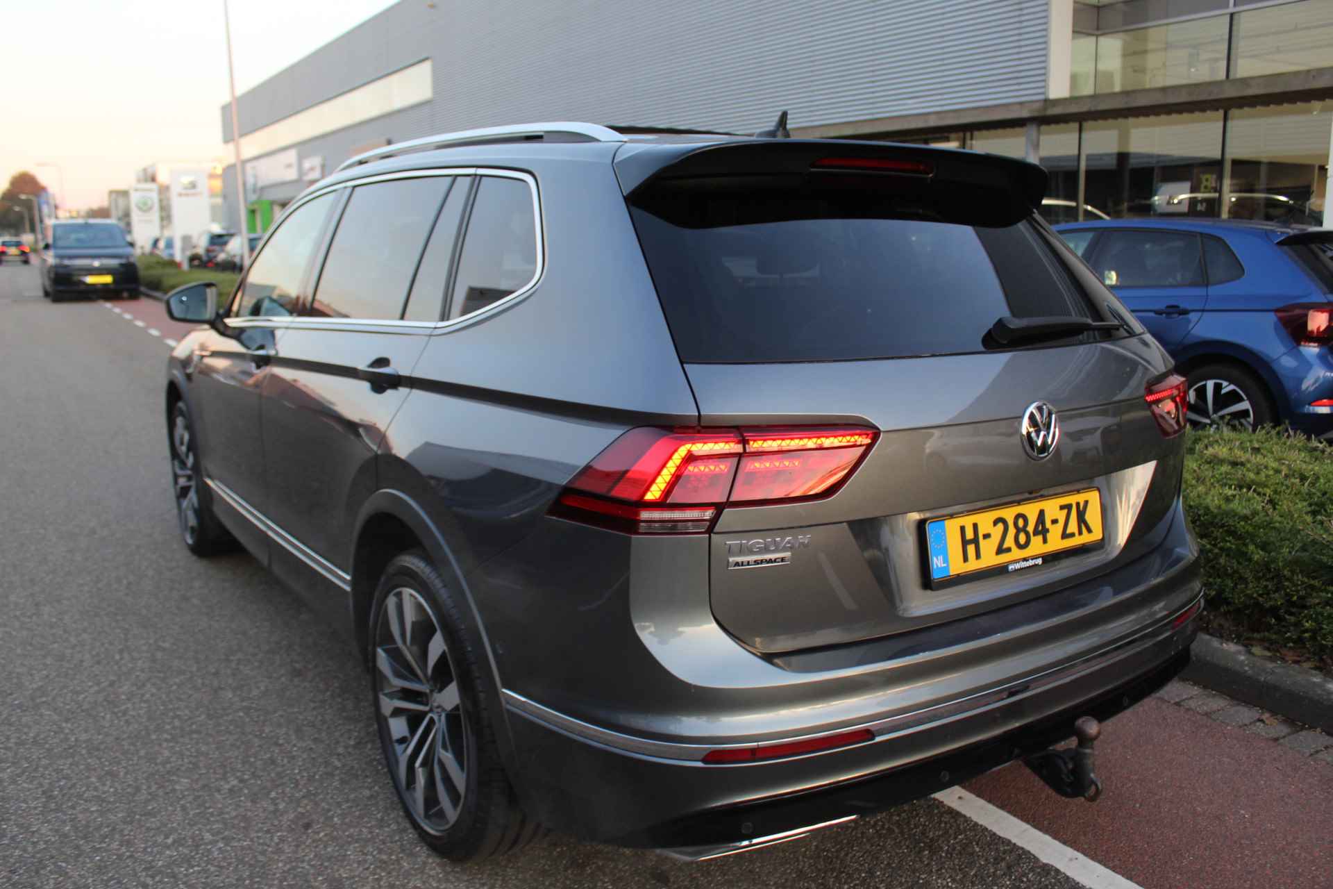 Volkswagen Tiguan Allspace 1.5 TSI Highline Business R 7p. / 20"LMV / PANODAK / NAVI / CAMERA - 8/39