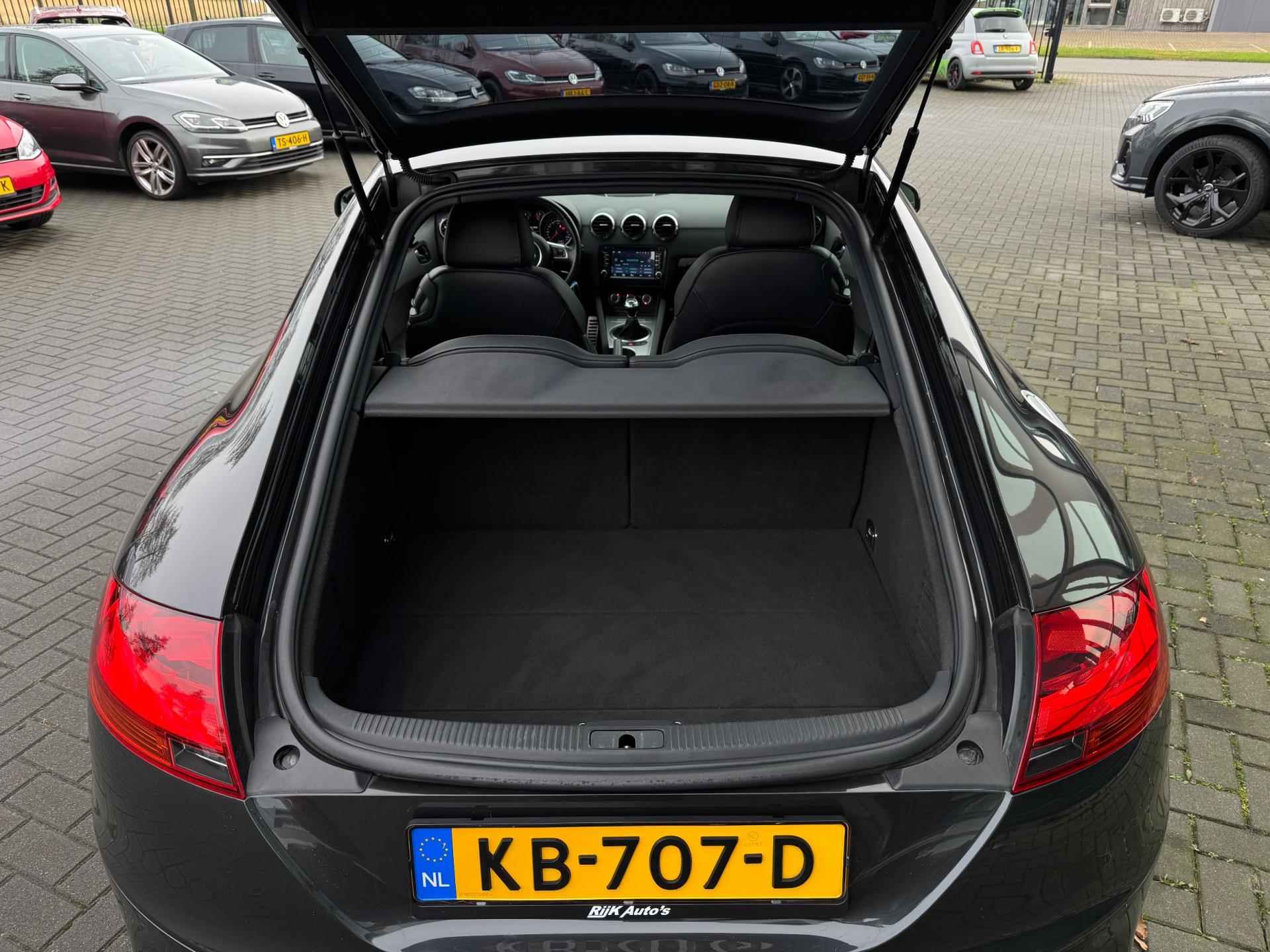 Audi TT 2.0 TFSI S-Line * 18 inch * Navigatie * Cruise Control - 14/37