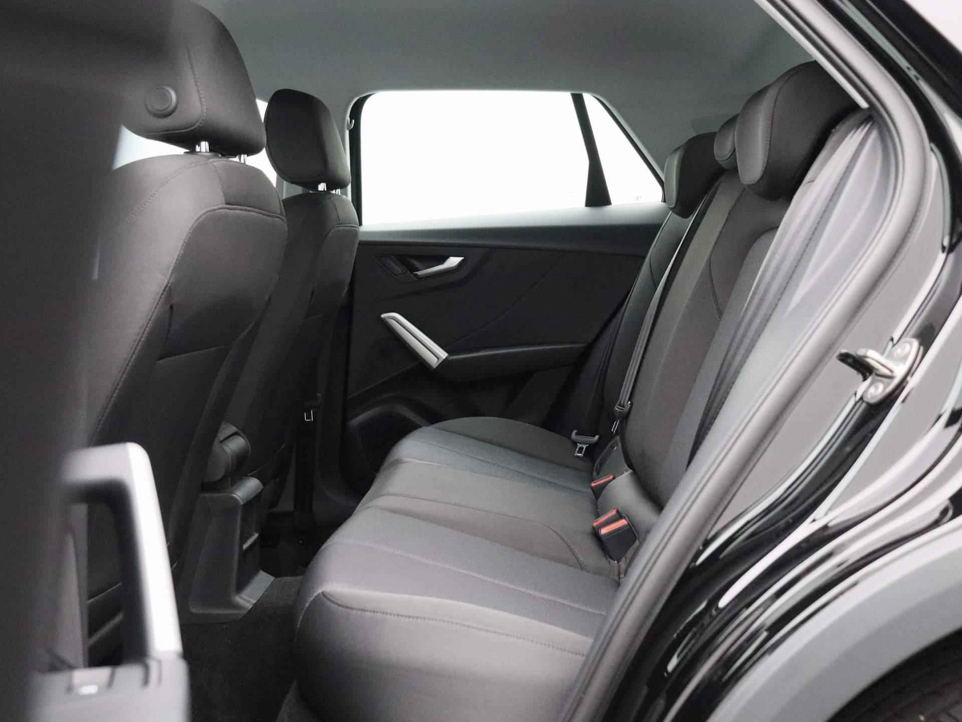 Audi Q2 30 TFSI Pro Line | LED Koplampen | Apple Carplay/Android Auto | Virtual Cockpit | Climate Control | Cruise Control | Parkeersensoren | Lichtmetalen velgen | Fabrieksgarantie | - 12/39