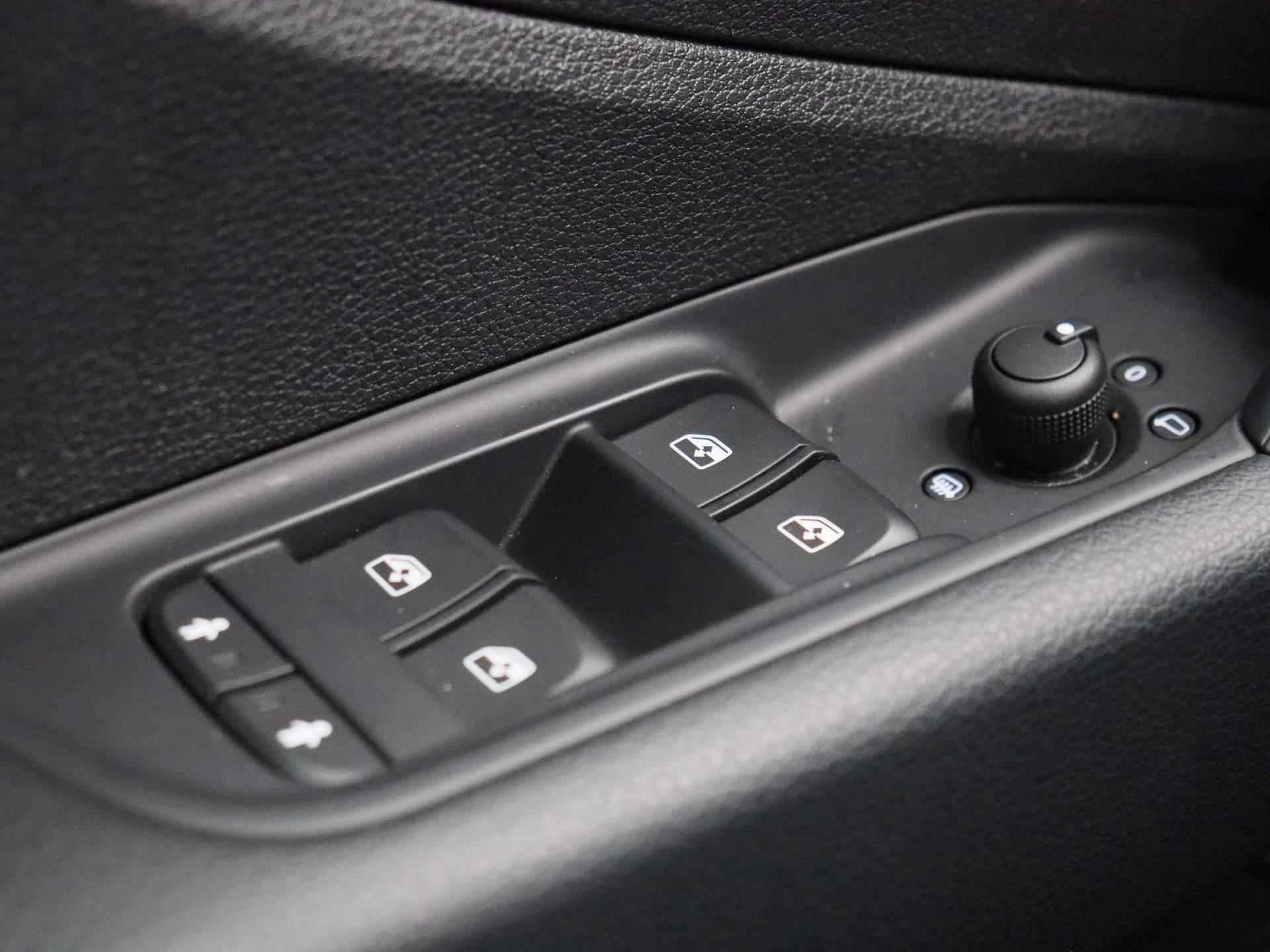 Audi Q2 30 TFSI Pro Line | LED Koplampen | Apple Carplay/Android Auto | Virtual Cockpit | Climate Control | Cruise Control | Parkeersensoren | Lichtmetalen velgen | Fabrieksgarantie | - 26/39