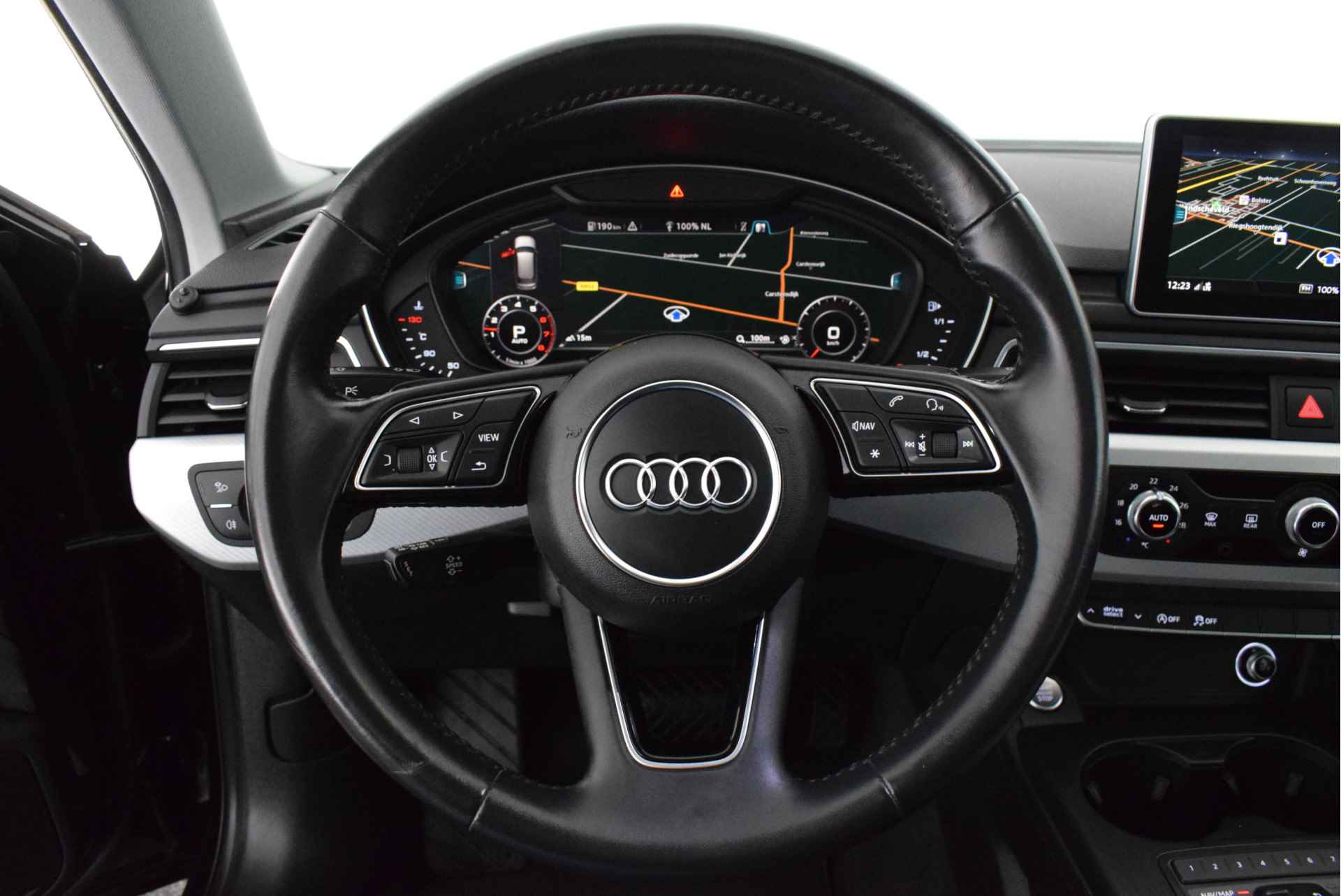 Audi A4 Avant 2.0 TFSI 190pk S-Tronic ultra Sport Virtual Cockpit Xenon Stoelverwarming Navigatie - 17/41