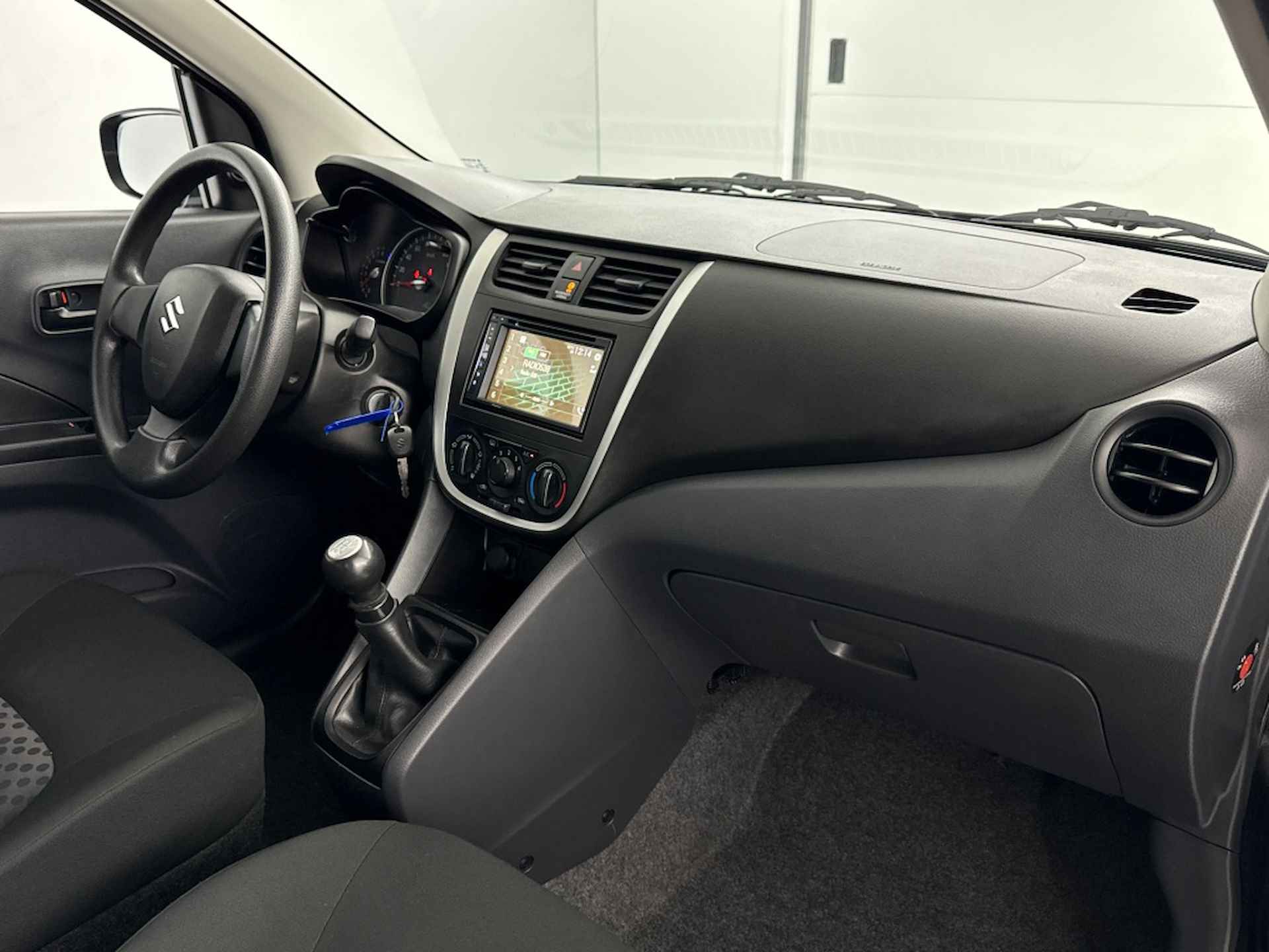 Suzuki Celerio 1.0 Comfort | Navigatie | Parkeersensoren voor + achter | Bluetooth - 5/36