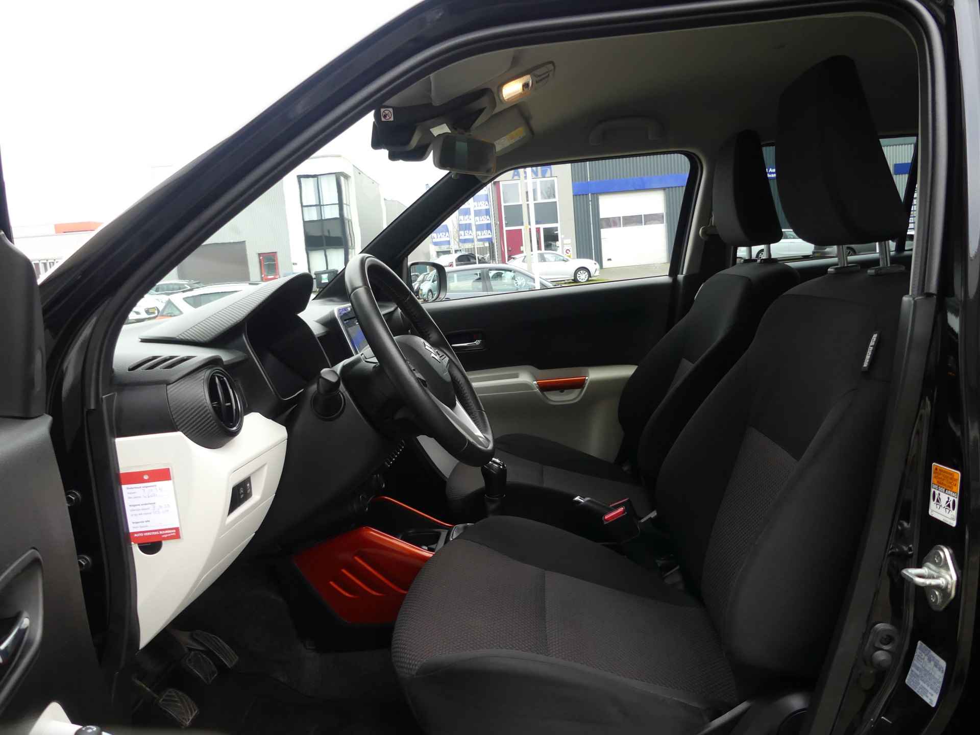 Suzuki Ignis 1.2 Stijl Smart Hybrid Navigatie, Cruise Control, Achteruitrijcamera - 10/31