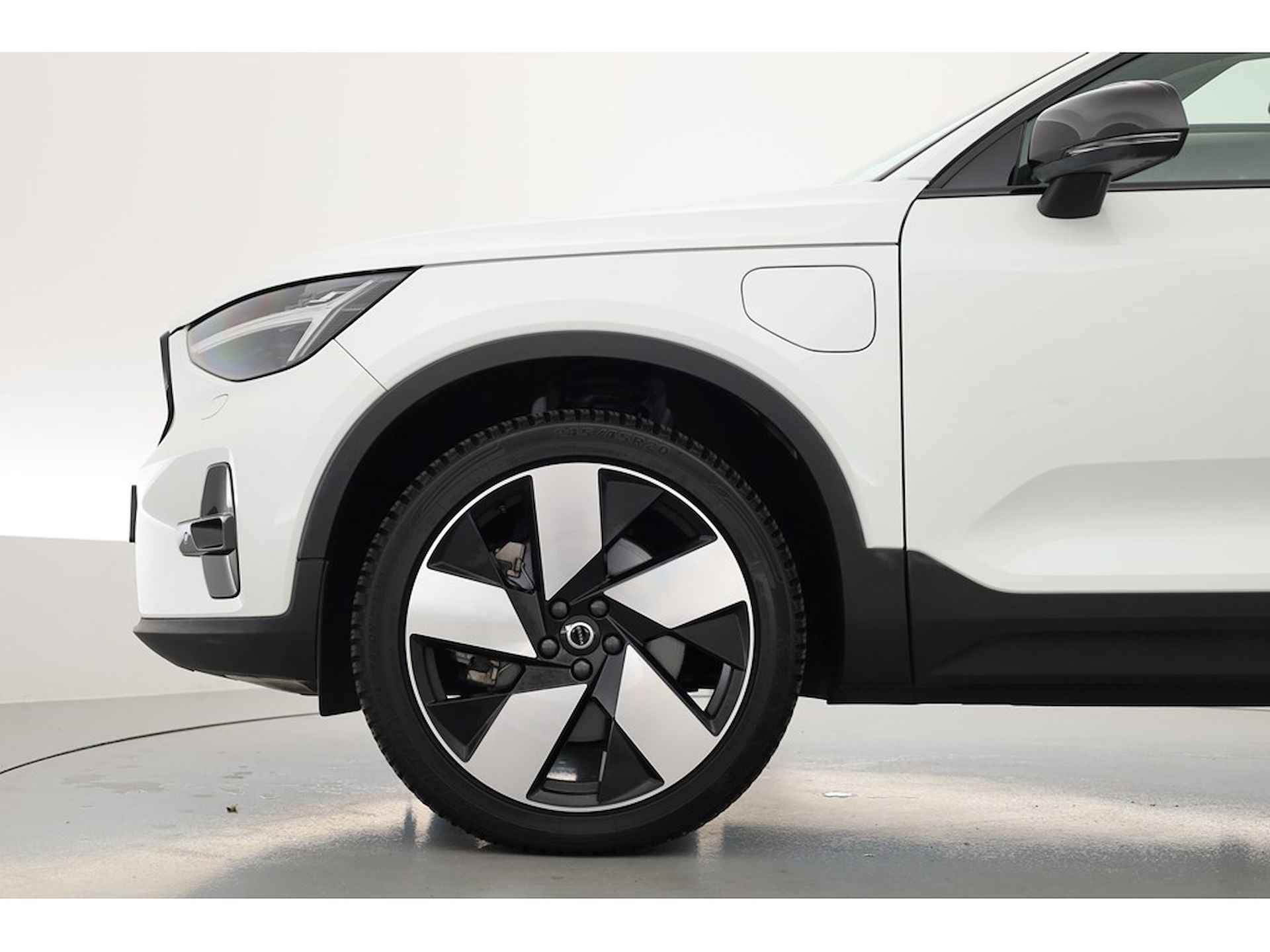 Volvo XC40 1.5 T4 211PK Recharge Ultimate Dark, Leer, Pano-dak, Harman/ Kardon - 5/31