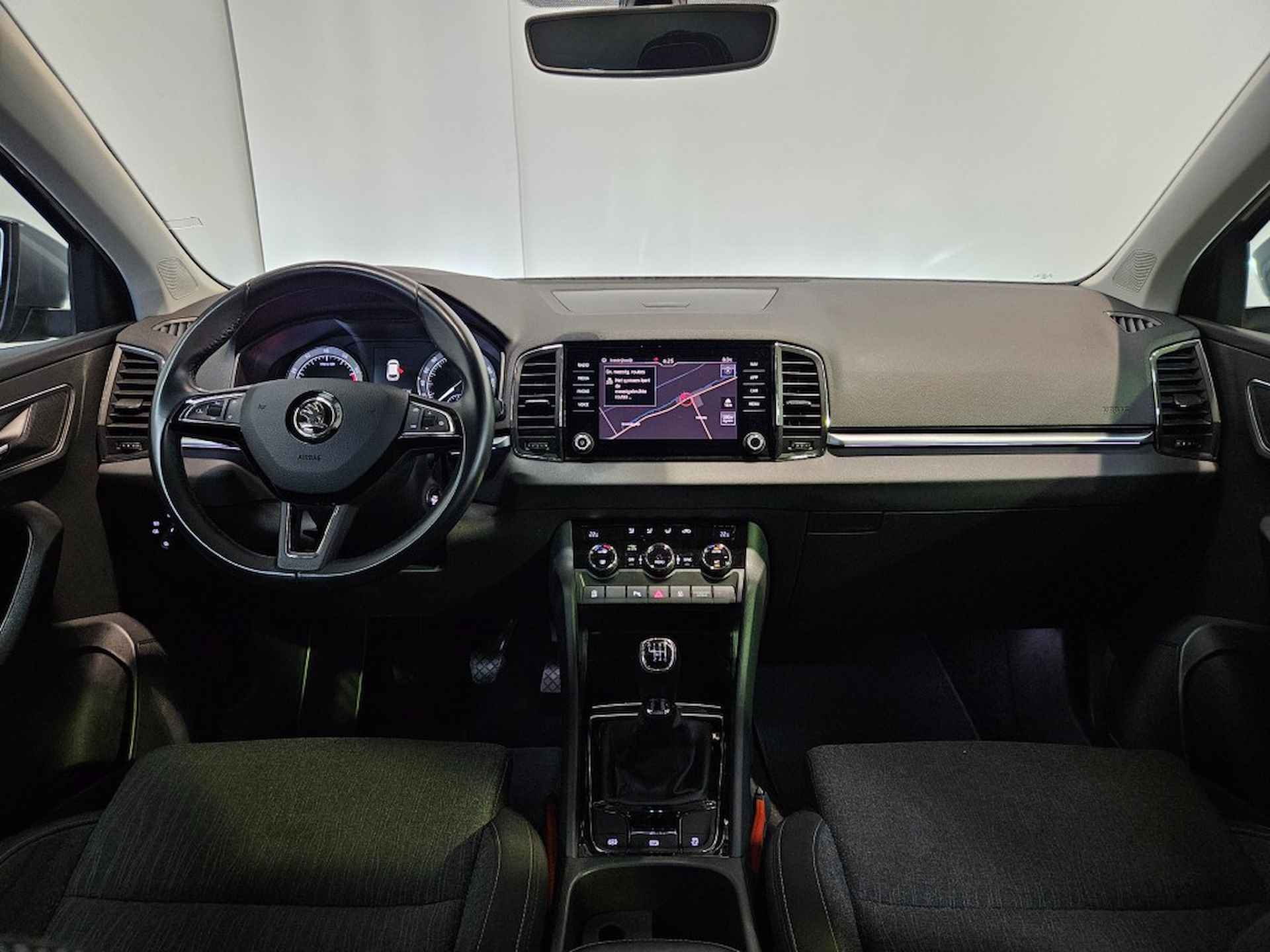 SKODA Karoq 1.0 TSI Business Edition / Trekhaak / Full LED / NL Auto - 16/53