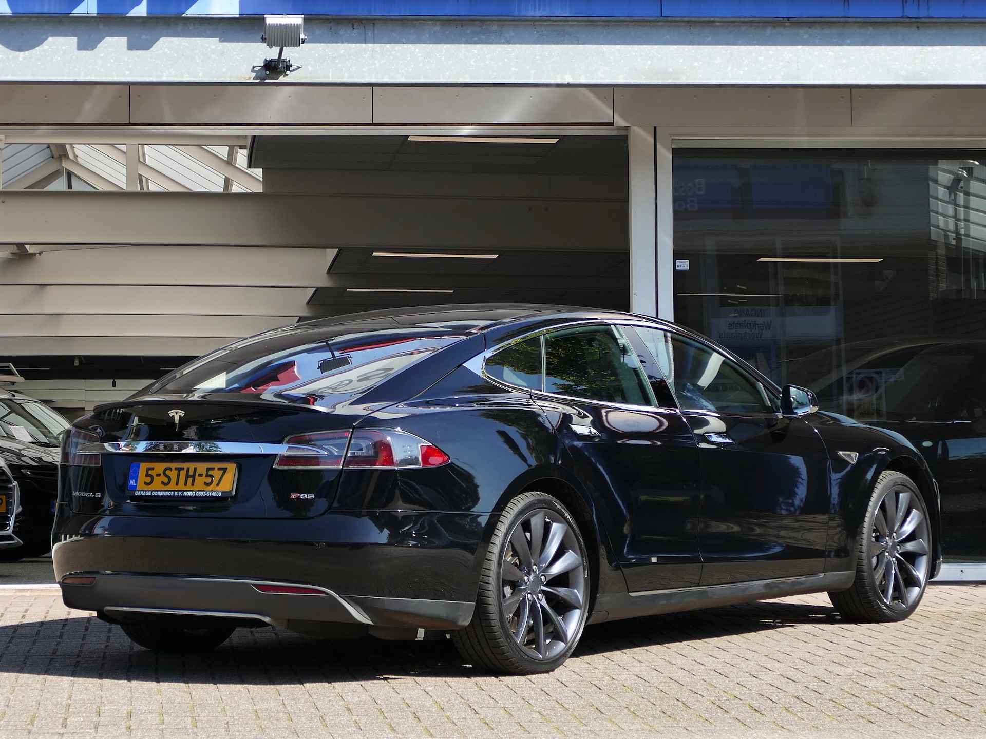 Tesla Model S 85 Performance | FREE CHARGE | elektrisch panoramadak | 21"all-season-banden | leer | stoelverwarming - 2/56