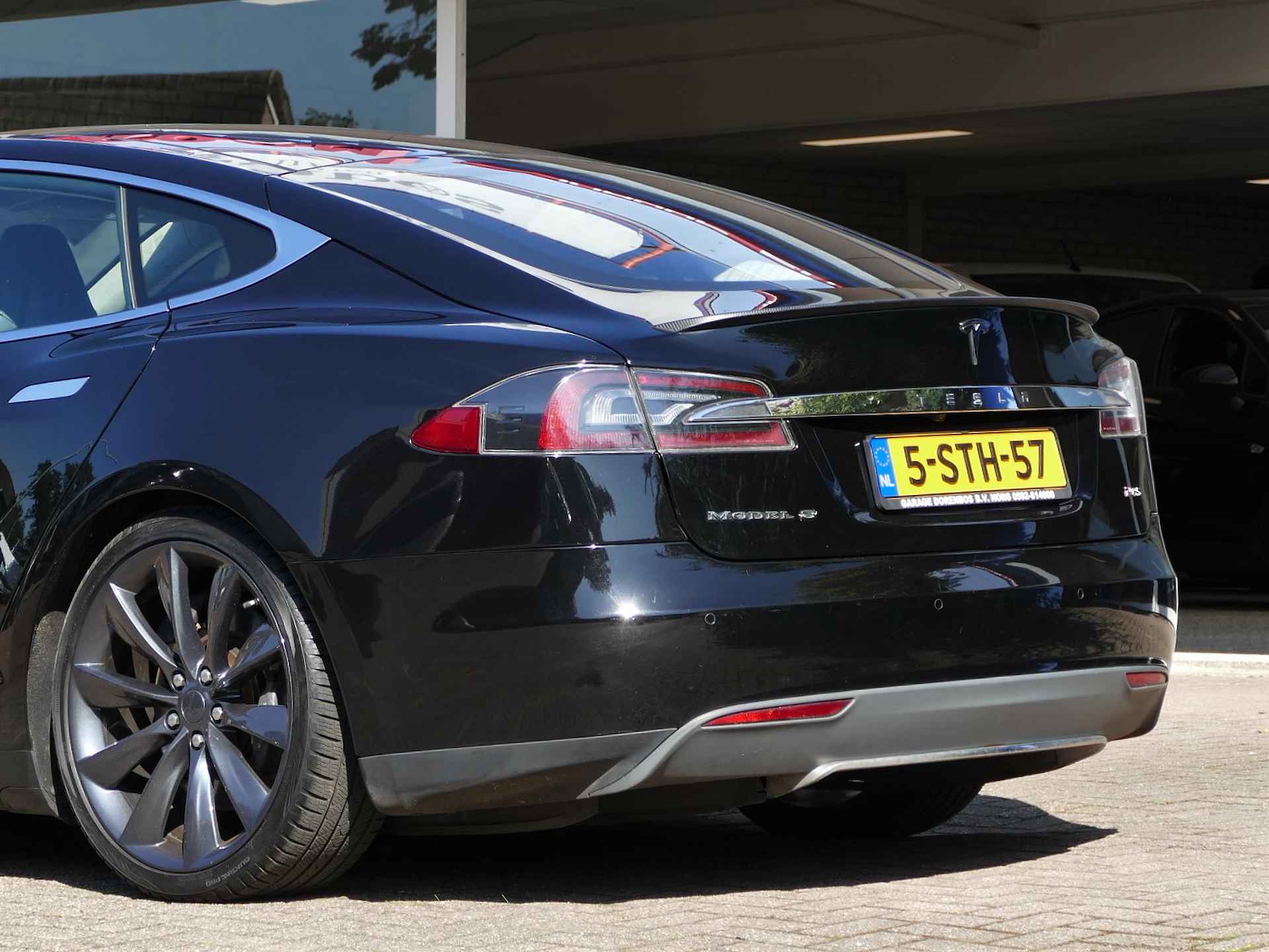 Tesla Model S 85 Performance | FREE CHARGE | elektrisch panoramadak | 21"all-season-banden | leer | stoelverwarming - 6/56