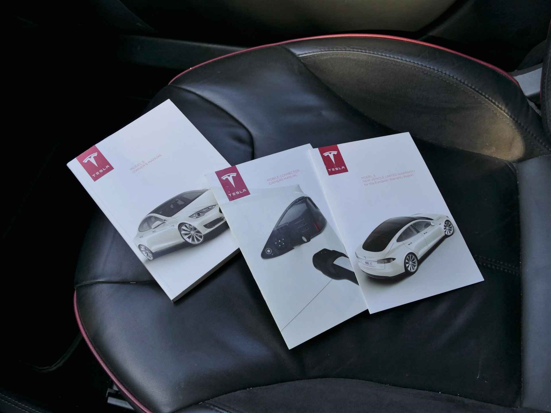 Tesla Model S 85 Performance | FREE CHARGE | elektrisch panoramadak | 21"all-season-banden | leer | stoelverwarming - 26/56