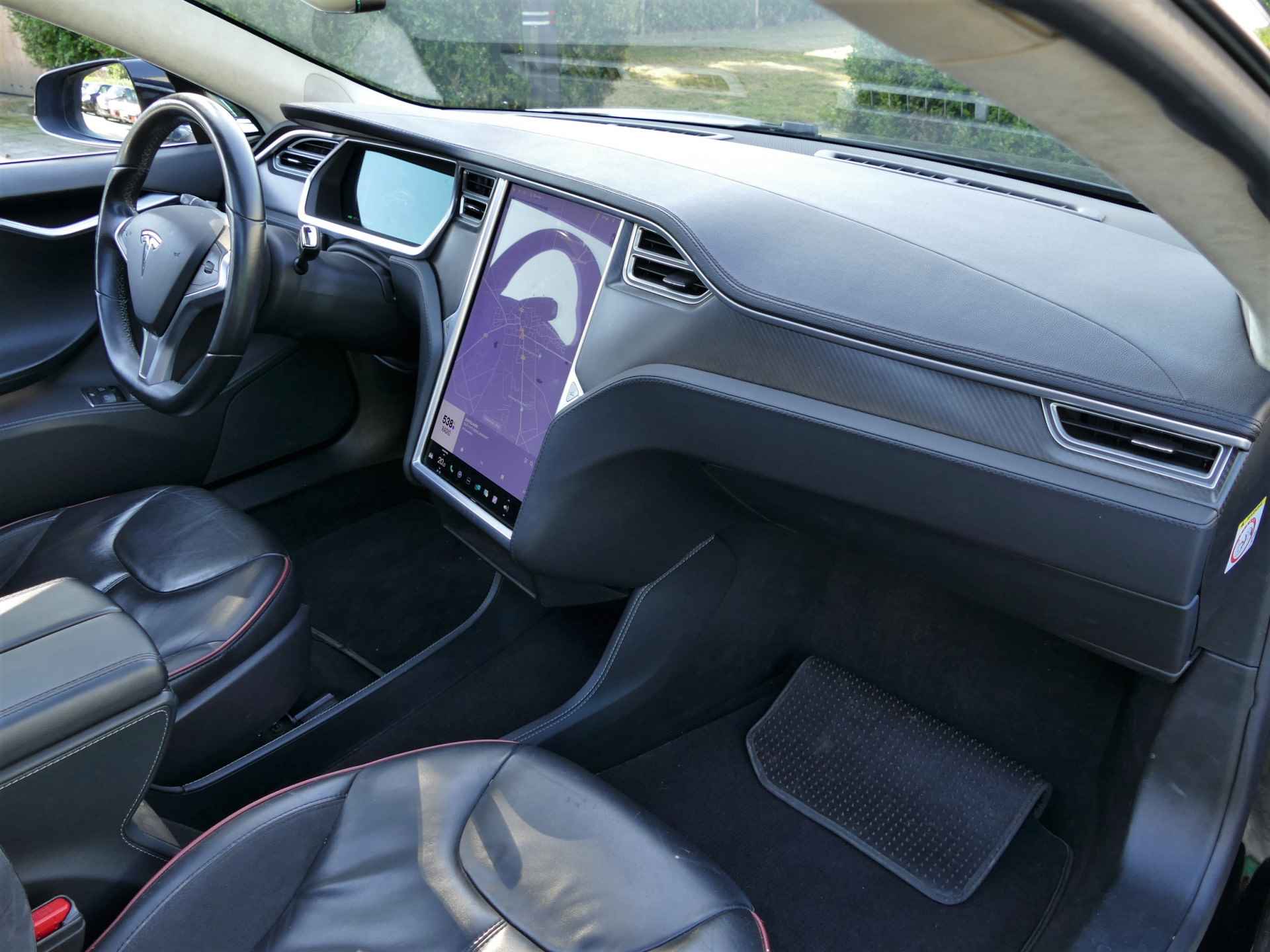 Tesla Model S 85 Performance | FREE CHARGE | elektrisch panoramadak | 21"all-season-banden | leer | stoelverwarming - 43/56