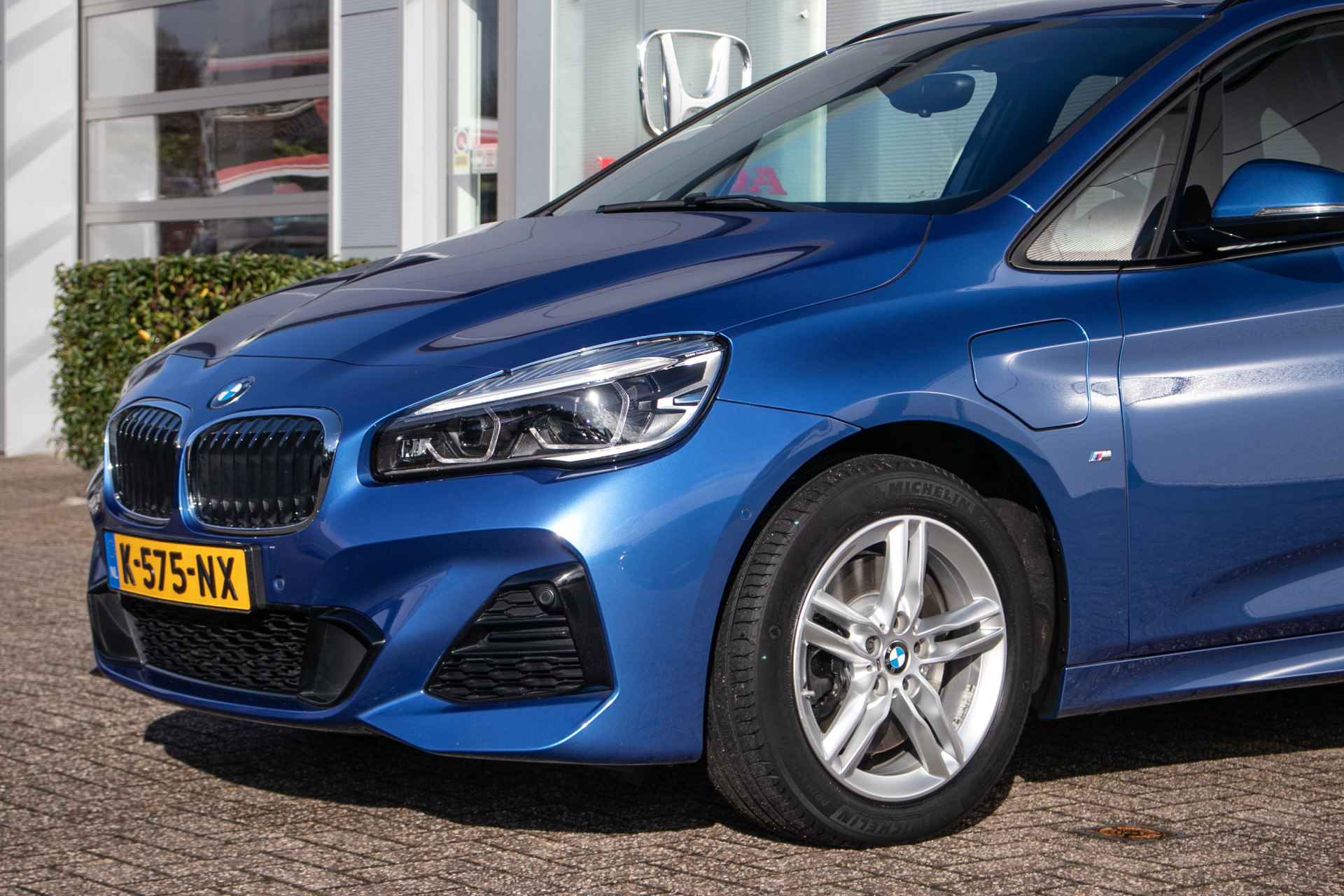 BMW 2 Serie Active Tourer 225xe iPerformance High Executive M sport All-in rijklaarprijs | Leer | Sportstoelen | Nav| Advance LED | Stoelverw. - 29/43