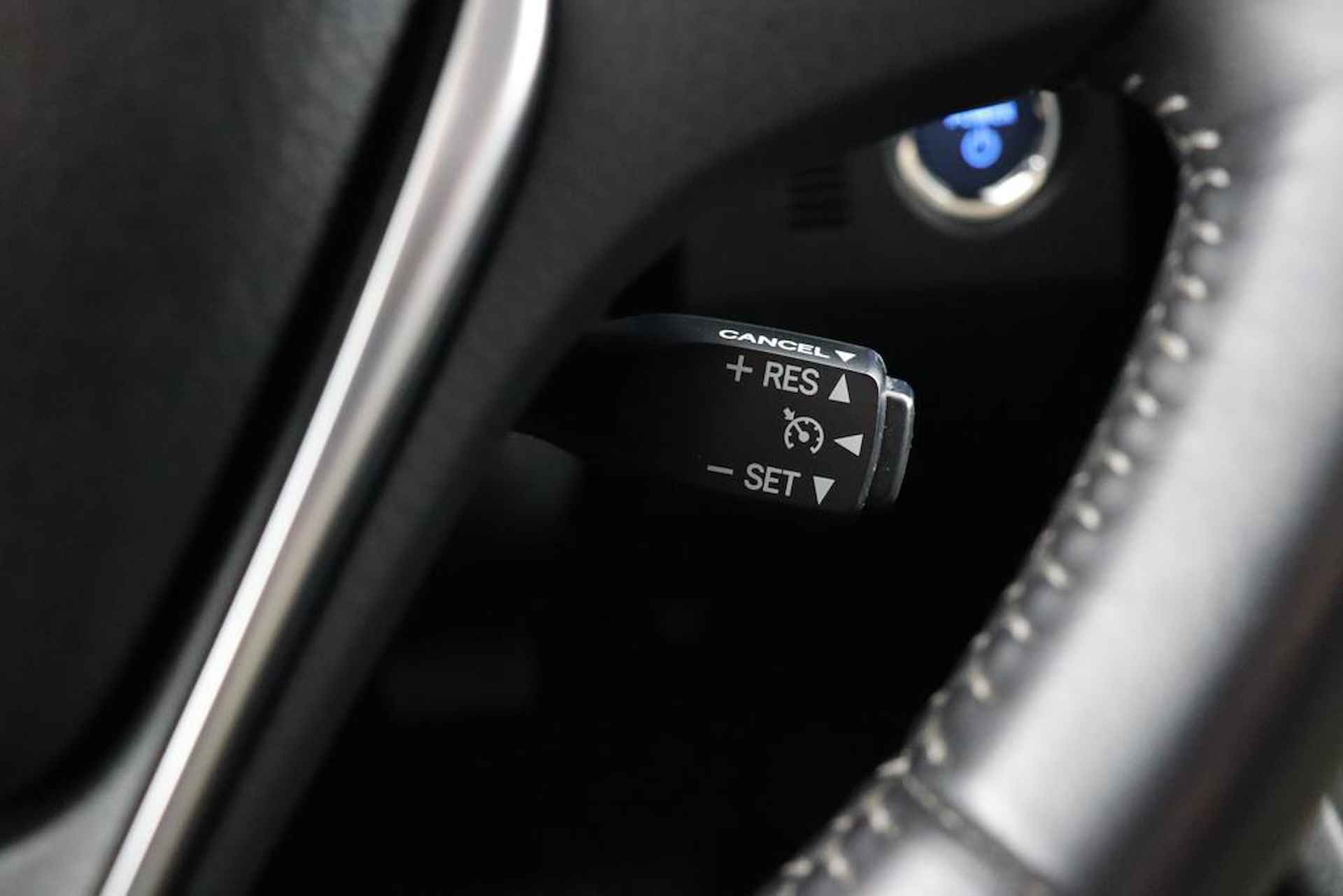Toyota Auris 1.8 Hybrid Dynamic | Navigatie | Cruise-Control | Parkeercamera | - 44/53