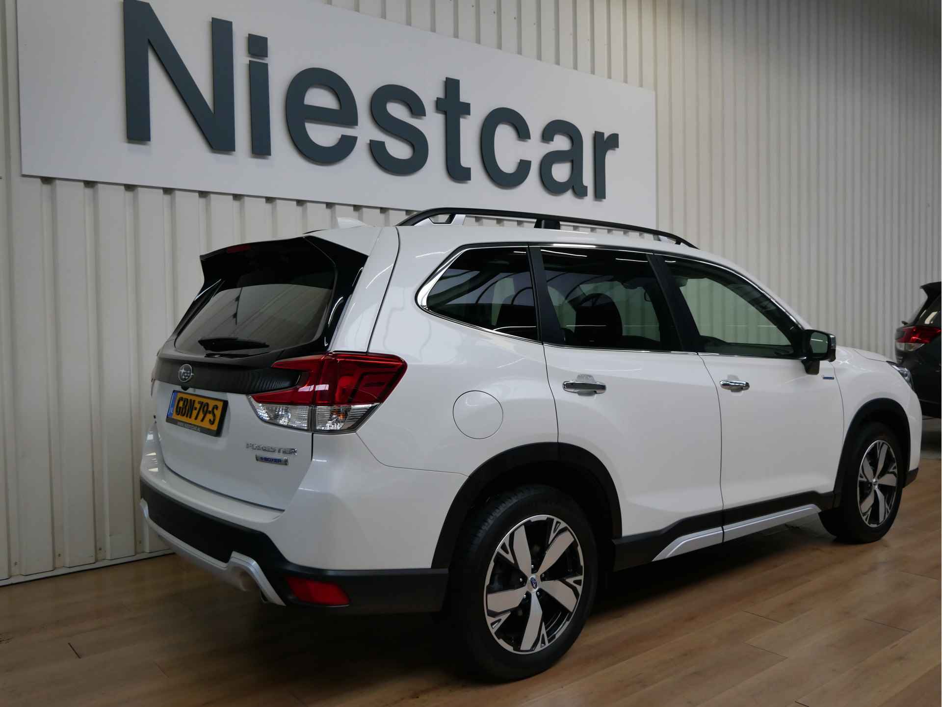 Subaru Forester 2.0i e-BOXER Premium Eye-Sight / Navigatie / Apple Carplay en android auto - 4/24