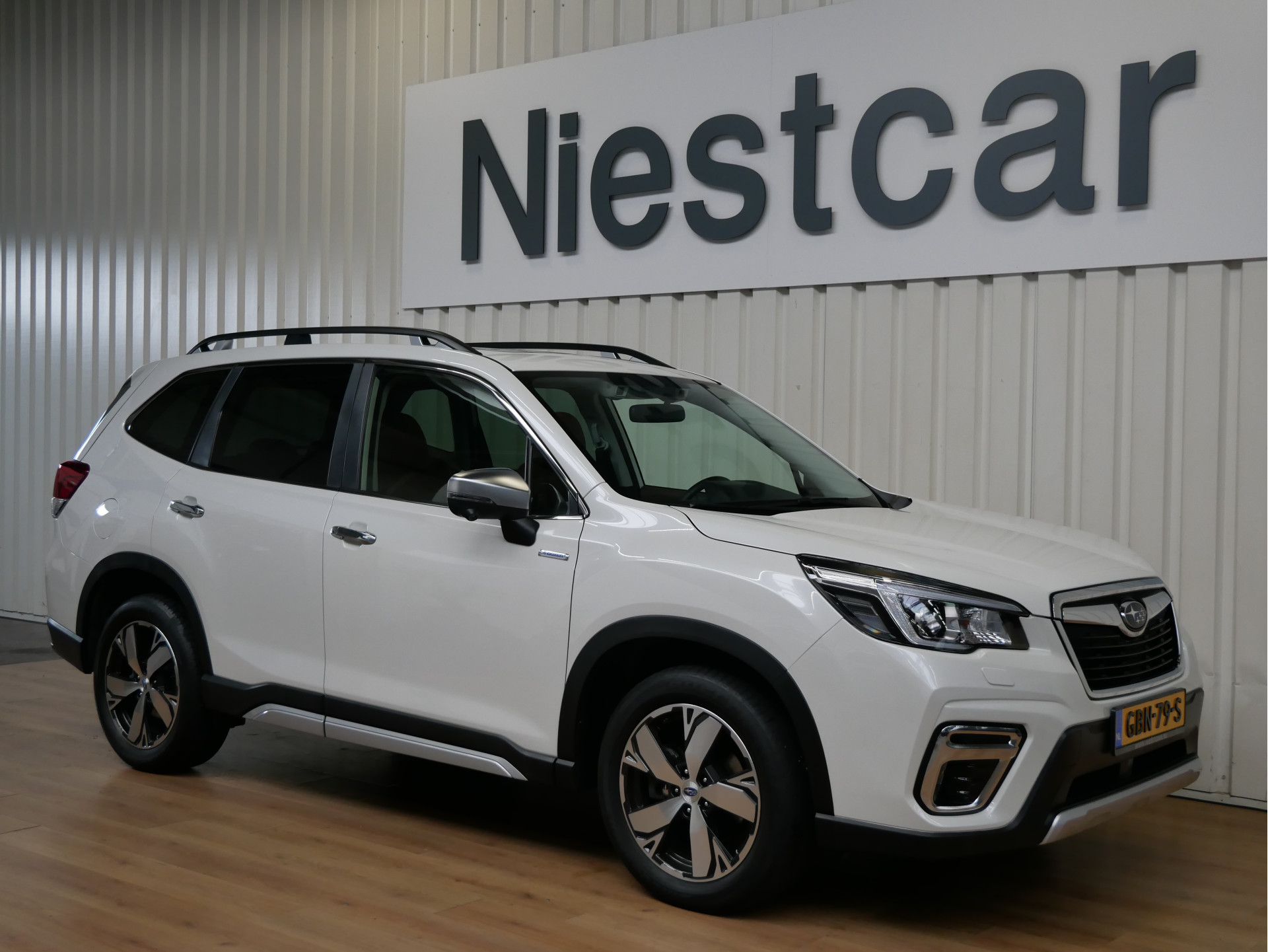 Subaru Forester 2.0i e-BOXER Premium Eye-Sight / Navigatie / Apple Carplay en android auto