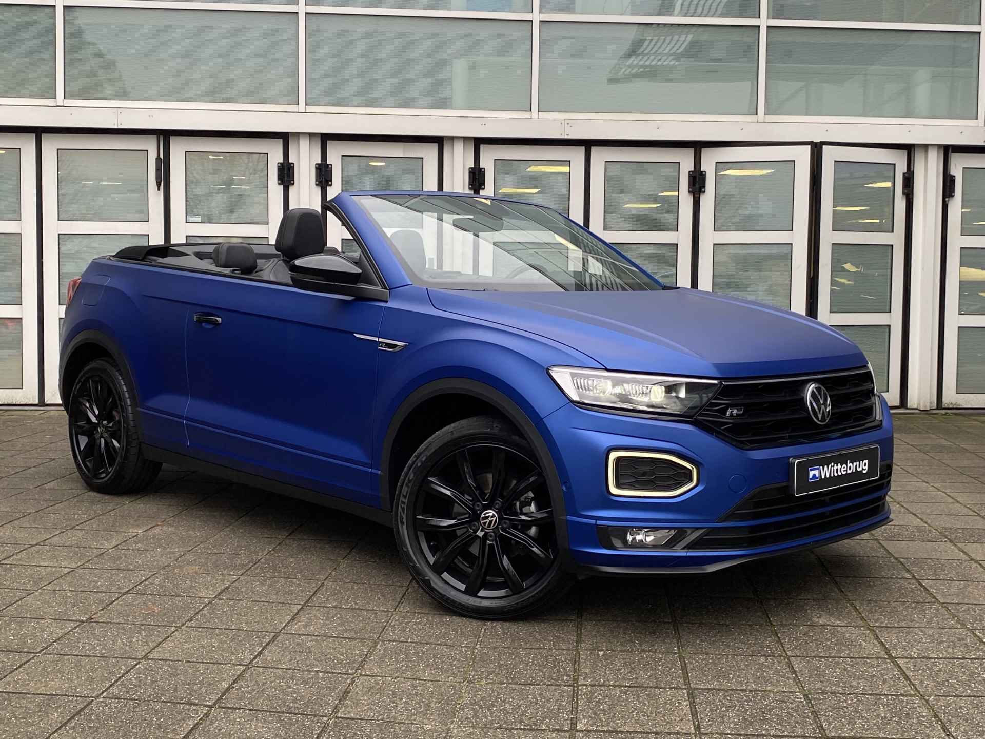 Volkswagen T-Roc Cabrio 1.5 TSI 150pk DSG R-Line / Edition Blue 170/800 / Blauw Mat / Virtual Cockpit / Black Style / 18'' LMV / Stuur en Stoelverwarming / Navi / Camera / LED Koplampen / VW - 8/32