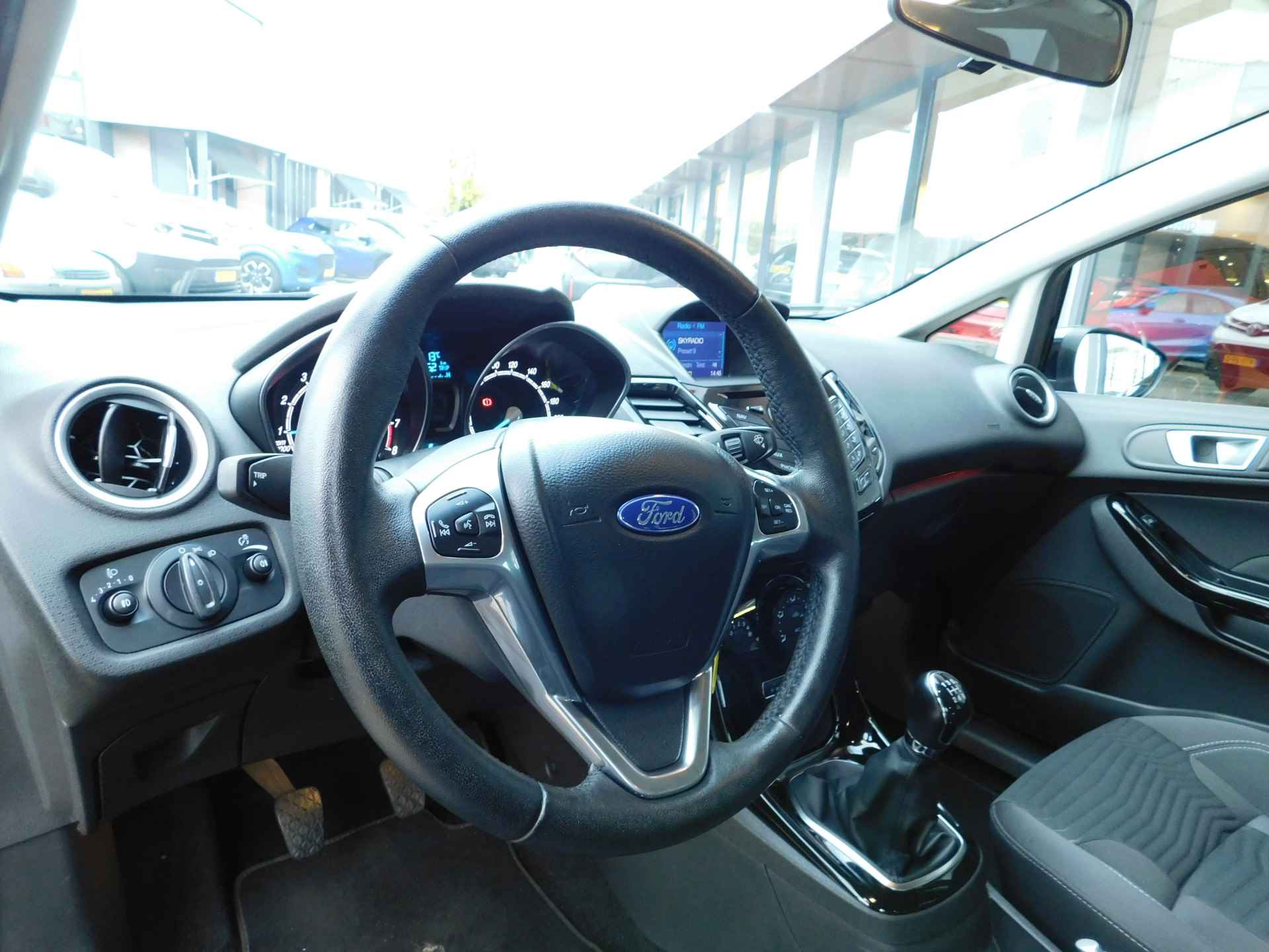 Ford Fiesta 1.0 Titanium | Dealer Onderhouden | Weinig KM!!! - 15/42