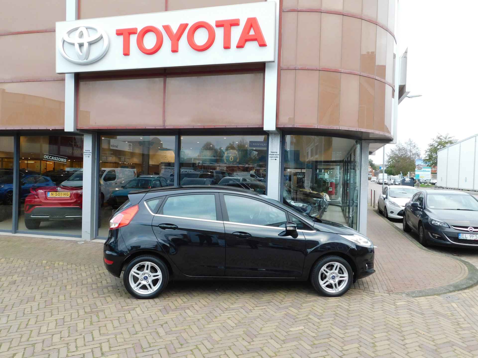 Ford Fiesta 1.0 Titanium | Dealer Onderhouden | Weinig KM!!! - 29/42