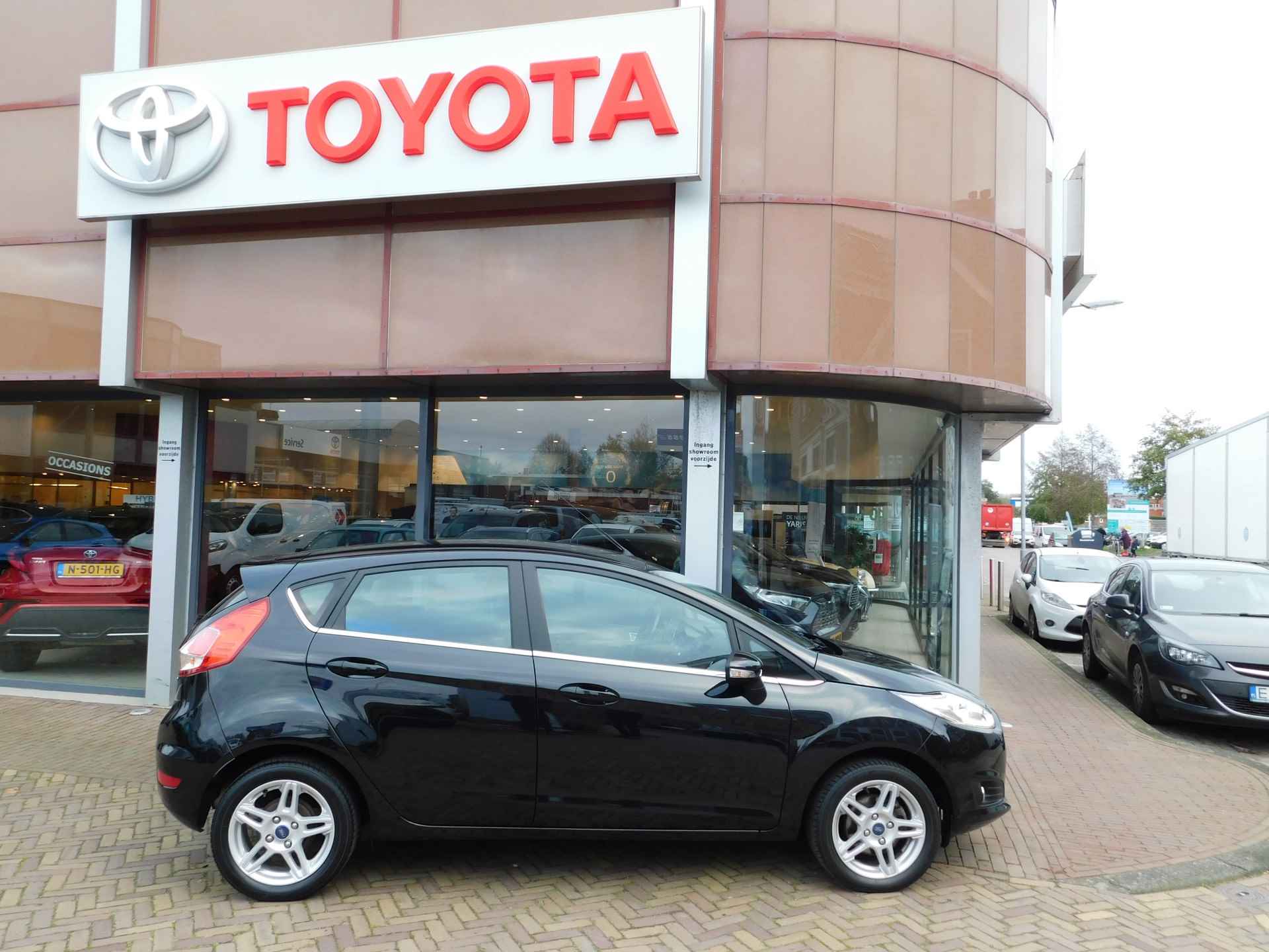 Ford Fiesta 1.0 Titanium | Dealer Onderhouden | Weinig KM!!! - 30/42