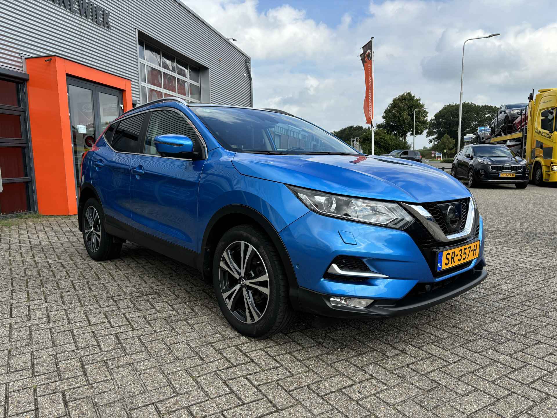 Nissan QASHQAI 1.2 N-Connecta X-Tronic Automaat / Design-Pakket / Led Koplampen / Camera 360 / Parkeersensoren - 9/24