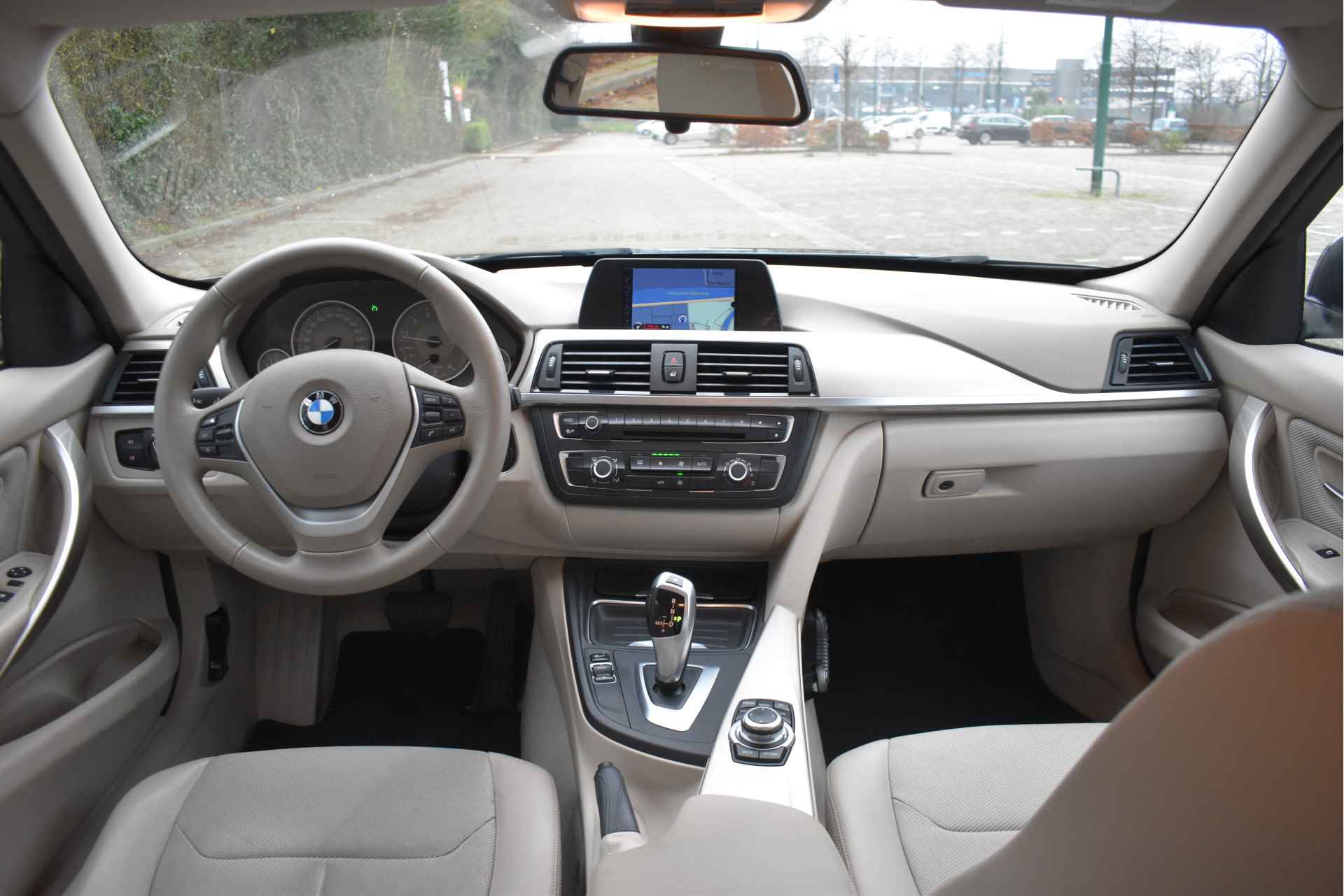 BMW 3-serie 320i Executive Modern Line | NL-Auto | Nav | Bluetooth | Cruise Contr | Climate Contr | LED / Xenon | NAP - 13/54