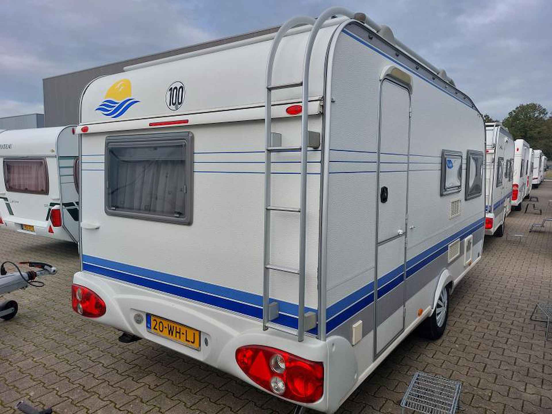 Hobby De Luxe 440 SF 2003 Voortent/Luifel - 3/12