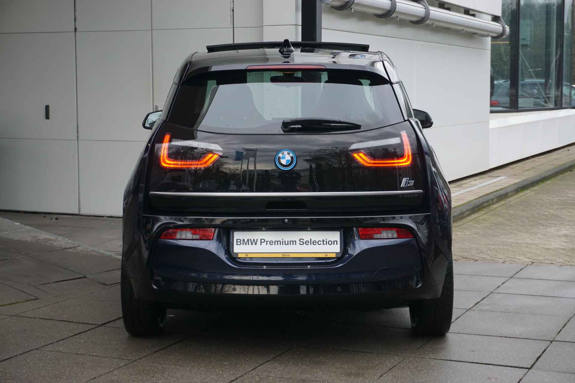 BMW i3 Executive Edition 120Ah Parkeerpakket | Comfort pack advanced | Executive Edition | Connectivity Pakket | 20 inch lichtmetalen i light wielen Dubbelspaak - 5/31