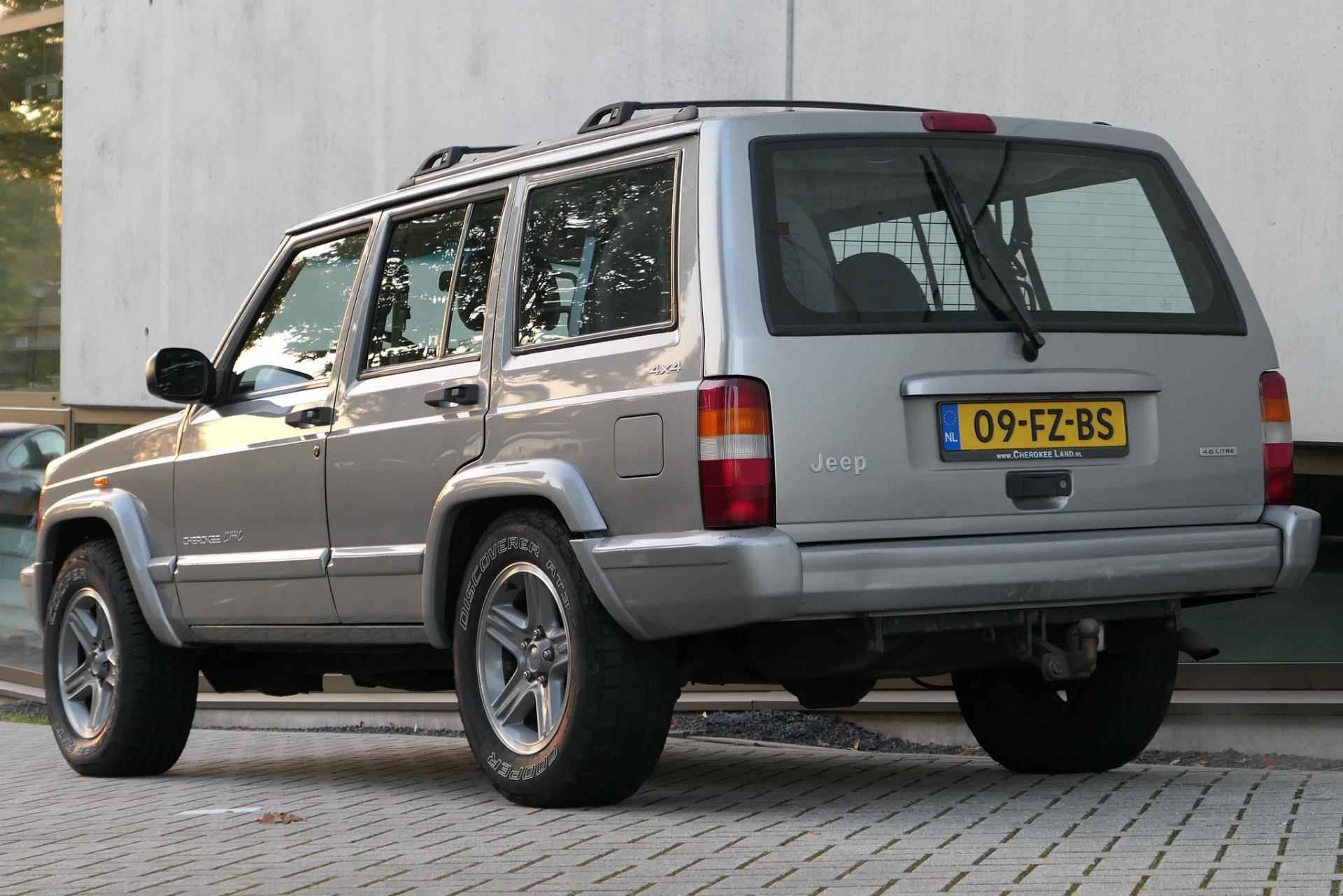 Jeep Cherokee 4.0i SE Airco NAP Cruise Leder 6-cilinder Youngtimer - 3/14