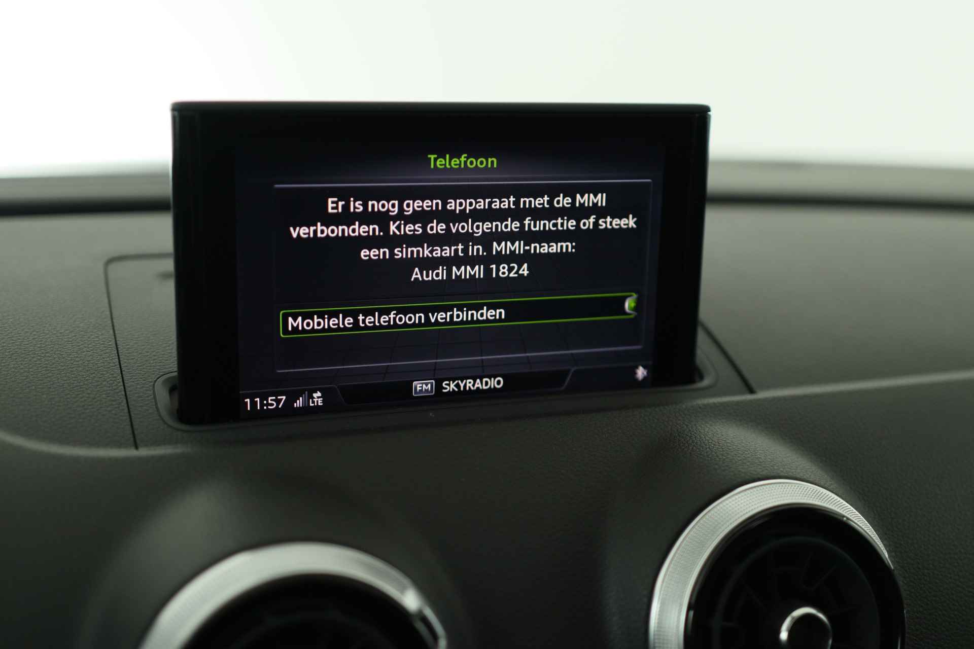Audi A3 Limousine 1.5 TFSI CoD Sport S Line Edition | Dealer Onderhouden! | LED | Vitrtueel | Open Dak | Navi | Sportstoelen | Clima | K - 18/31