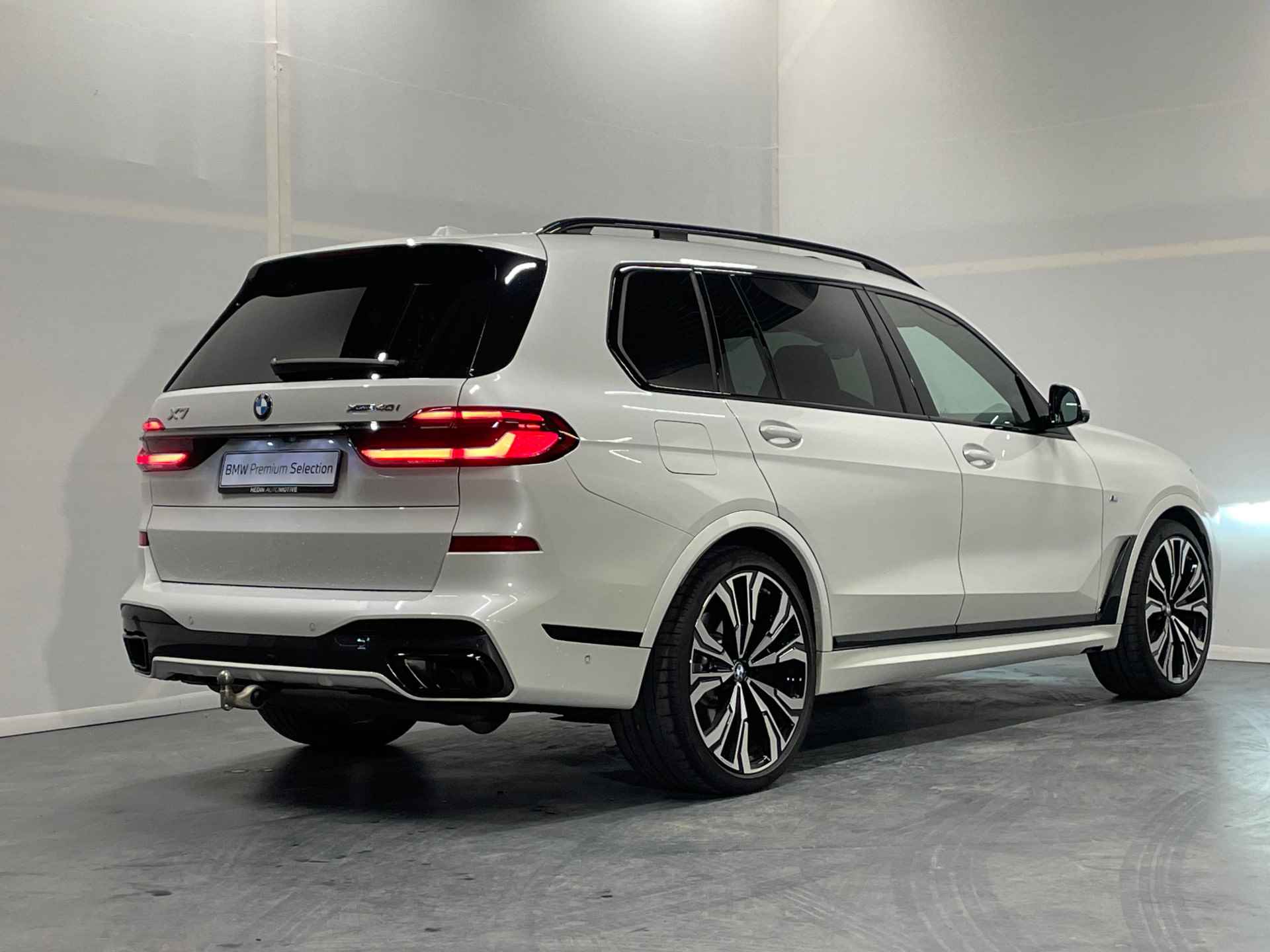 BMW X7 xDrive40i - 3/29