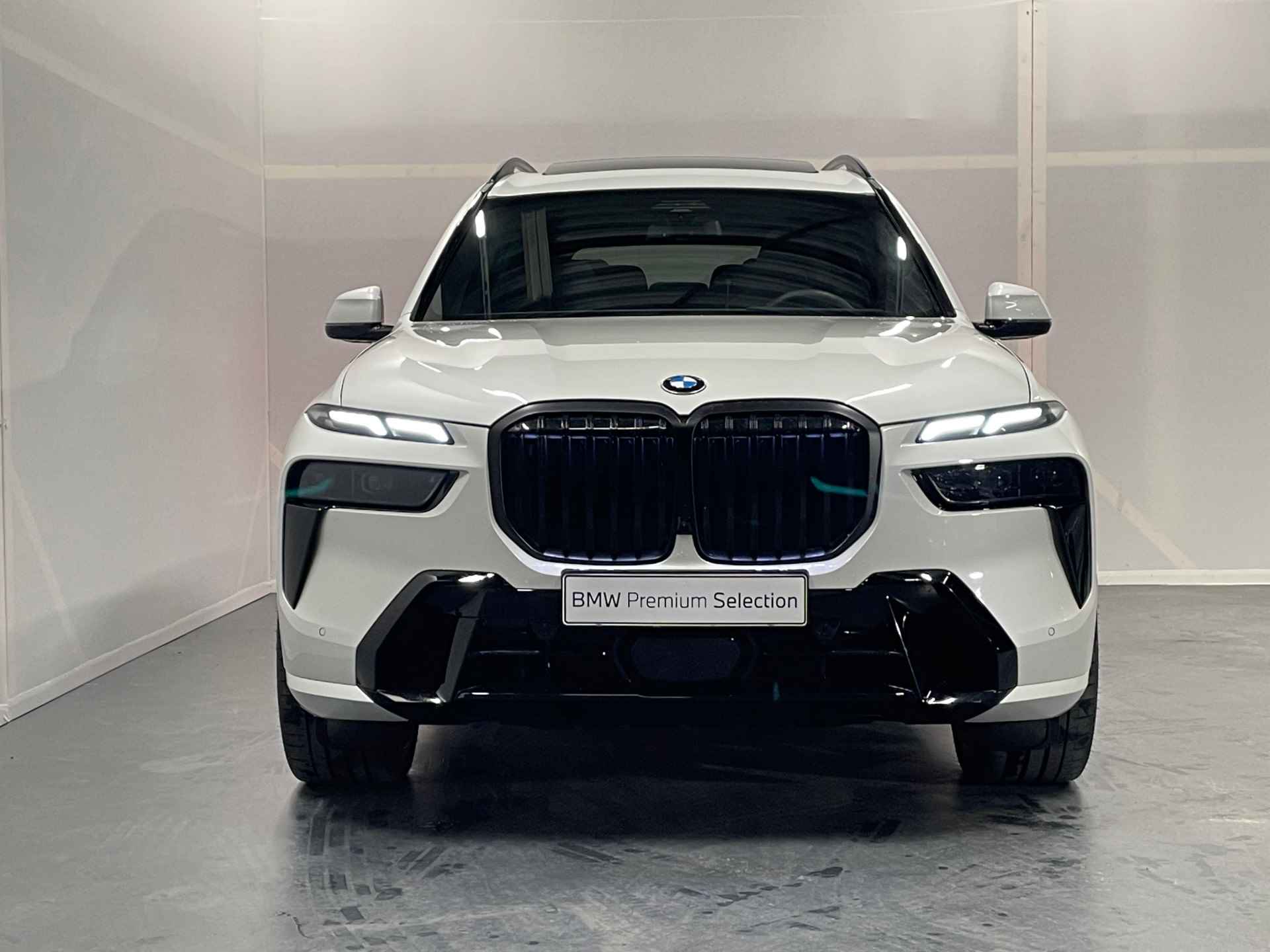 BMW X7 xDrive40i - 25/29