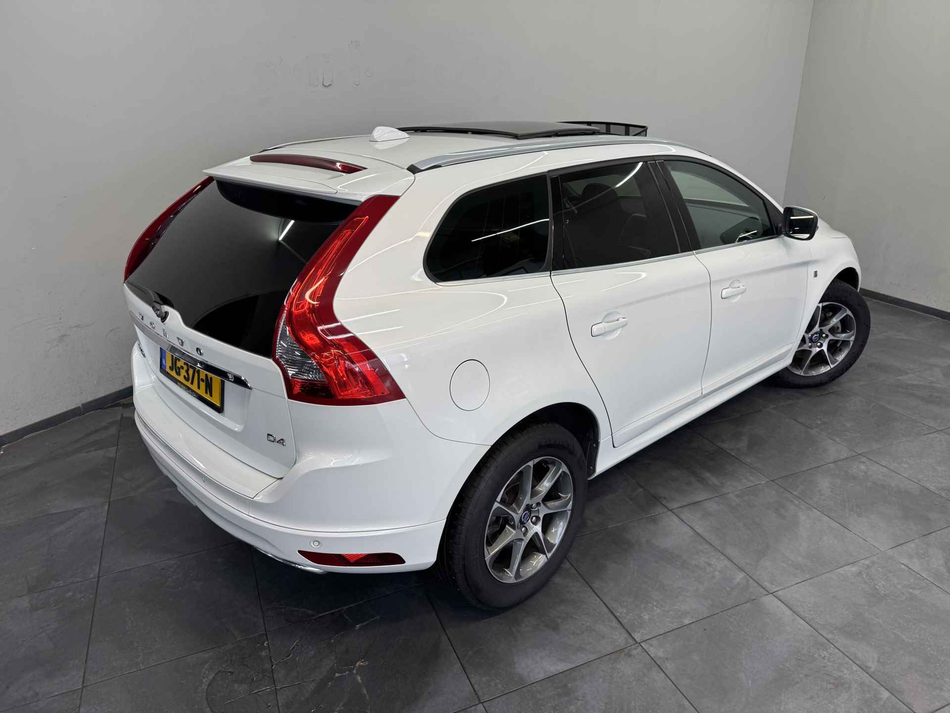 Volvo XC60 2.0 D4 FWD Ocean Race✅Open Dak✅Achteruitrijcamera✅Stoelverwarming✅Cruise Control✅Panoramadak✅Ocean Race✅Origineel Nederlands✅NAP✅ - 32/78