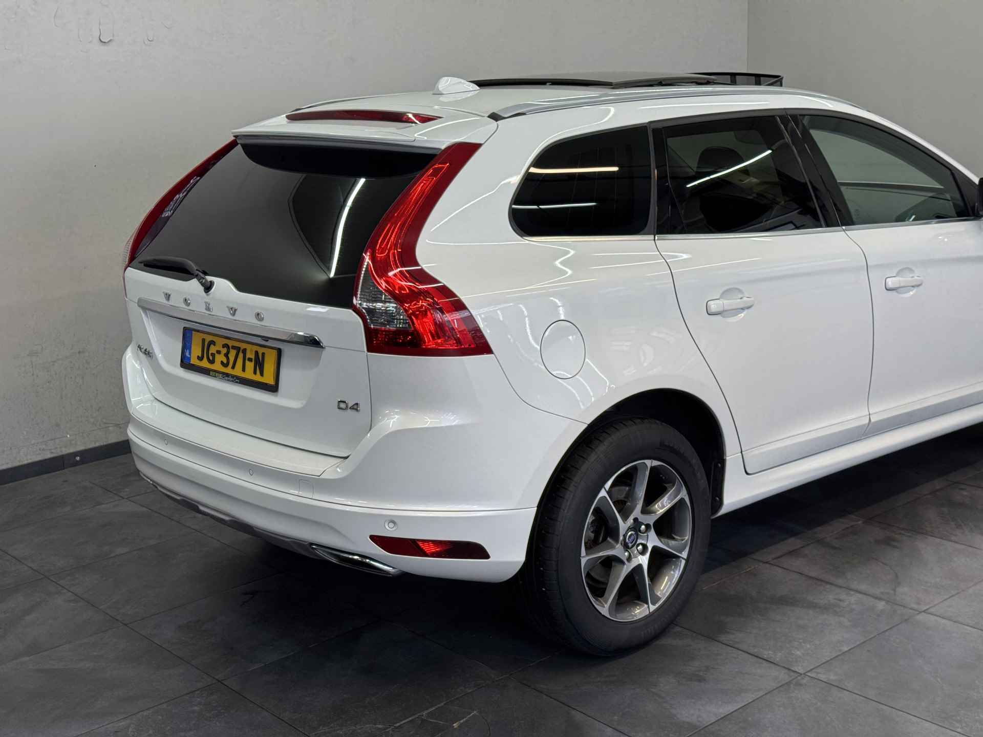 Volvo XC60 2.0 D4 FWD Ocean Race✅Open Dak✅Achteruitrijcamera✅Stoelverwarming✅Cruise Control✅Panoramadak✅Ocean Race✅Origineel Nederlands✅NAP✅ - 33/78