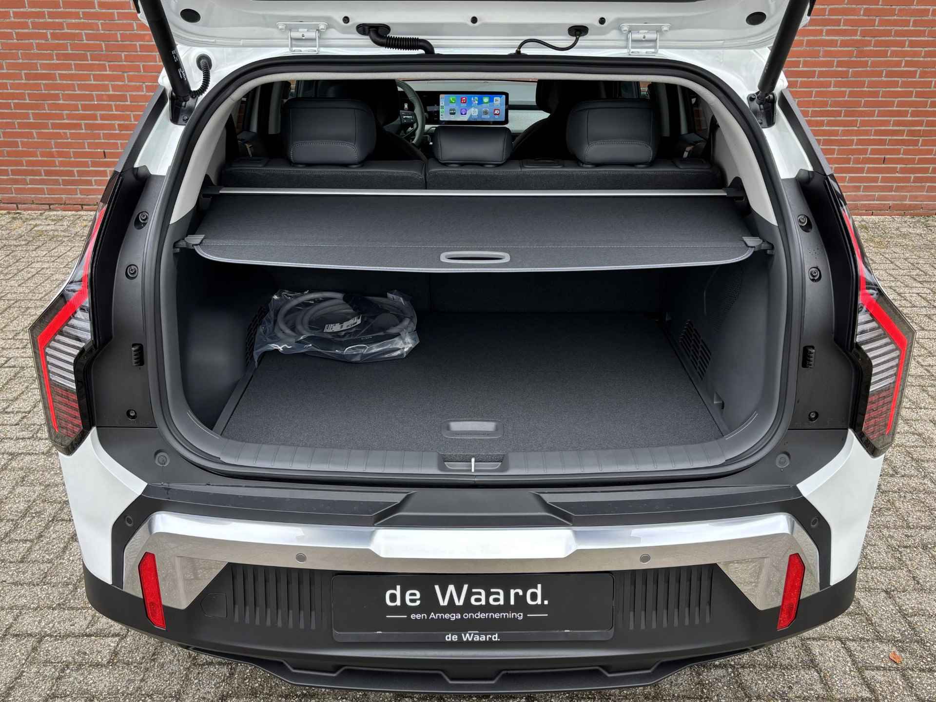 Kia EV3 Plus Advanced 58.3 kWh €3.000,- inruilvoordeel | Vegan lederen stoelbekleding | Glazen schuif-/kanteldak | Harman Kardon premium sound  system | 19" lichtmetalen velgen - 14/37