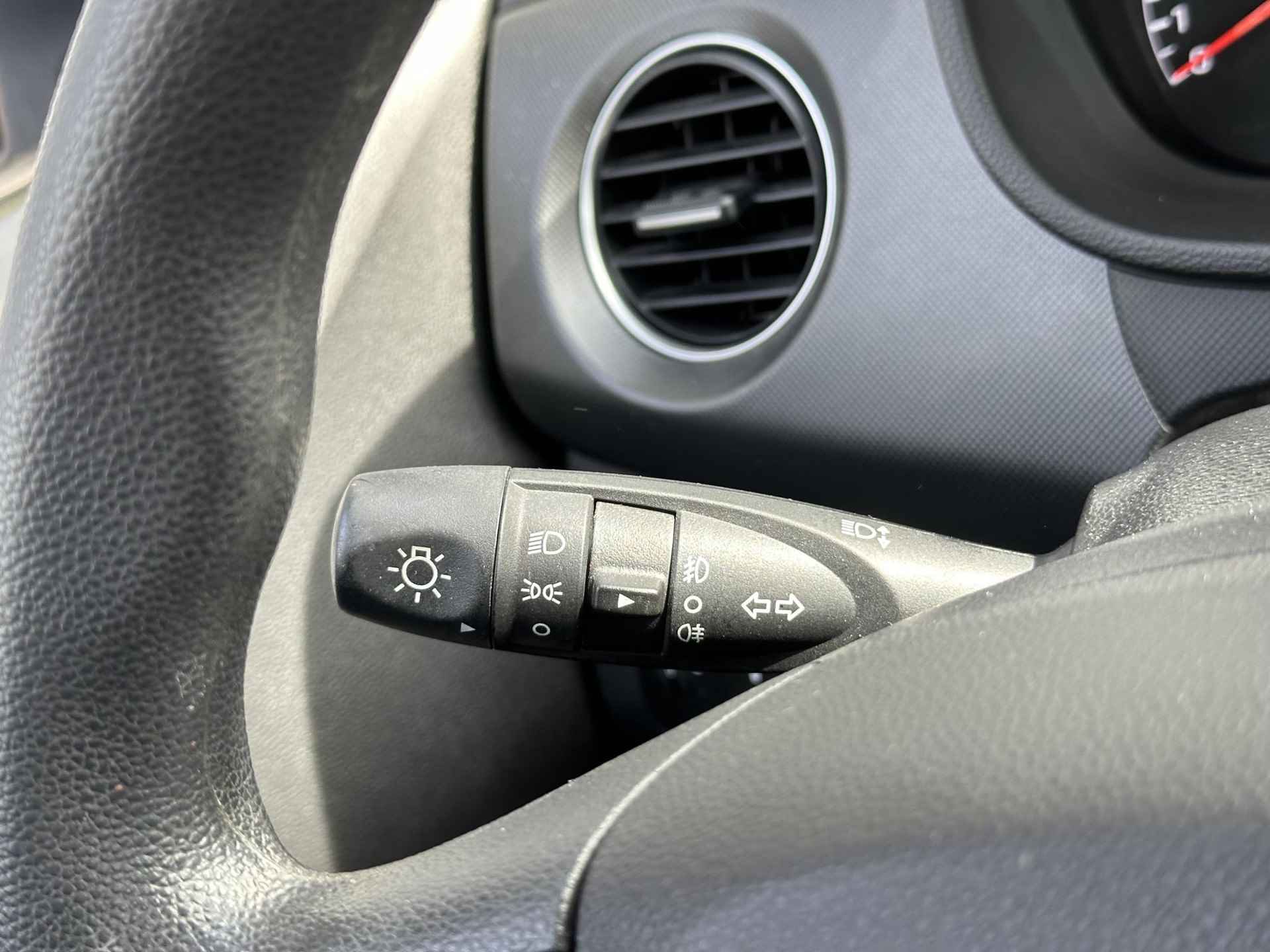 Hyundai i10 1.0i Comfort / Airco / Cruise  / Bluetooth / - 24/31