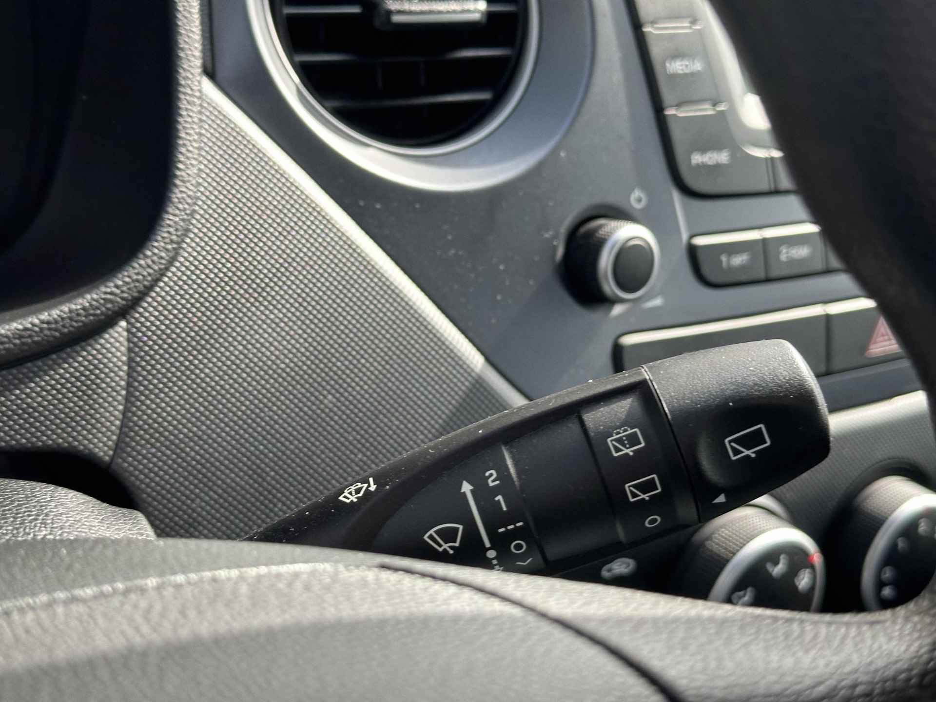 Hyundai i10 1.0i Comfort / Airco / Cruise  / Bluetooth / - 25/31