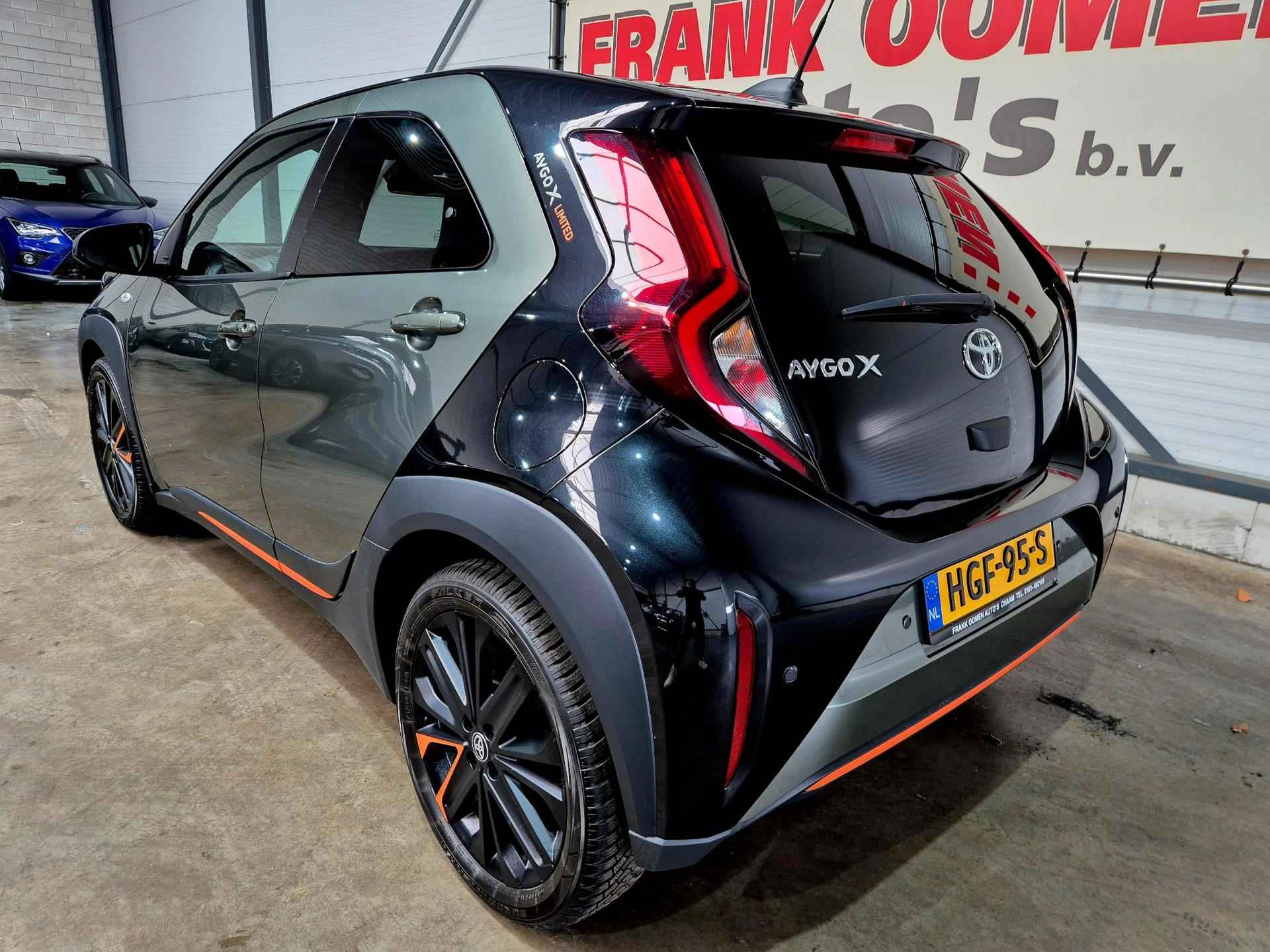 Toyota Aygo X 1.0 VVT-i 72PK S-CVT Limited + LED|Draadloos Apple/Android|Adap.t cruise|Lane|Cruise|PDC|Camera|Climate|JBL|18"LMV - 4/35