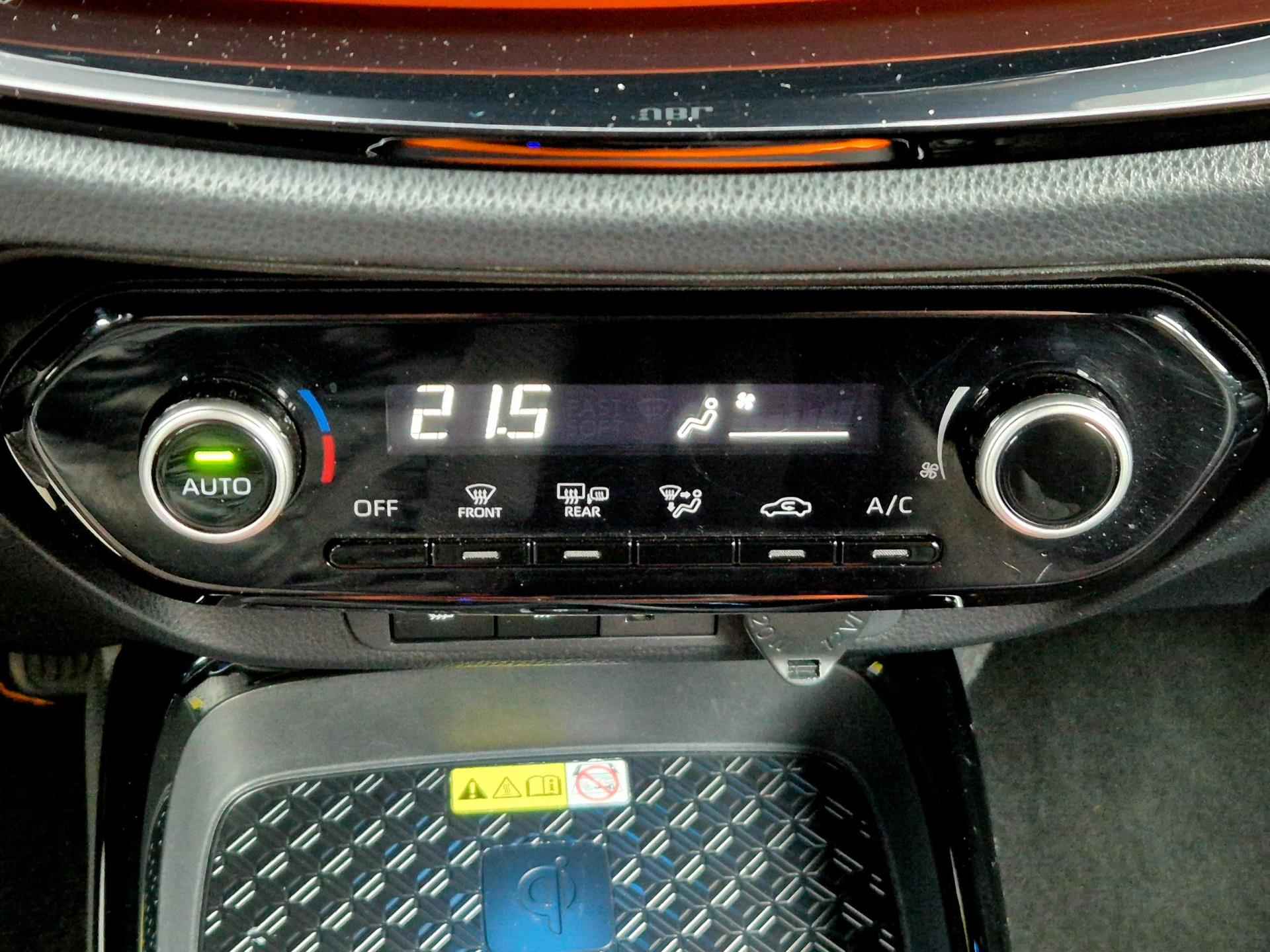 Toyota Aygo X 1.0 VVT-i 72PK S-CVT Limited + LED|Draadloos Apple/Android|Adap.t cruise|Lane|Cruise|PDC|Camera|Climate|JBL|18"LMV - 19/35