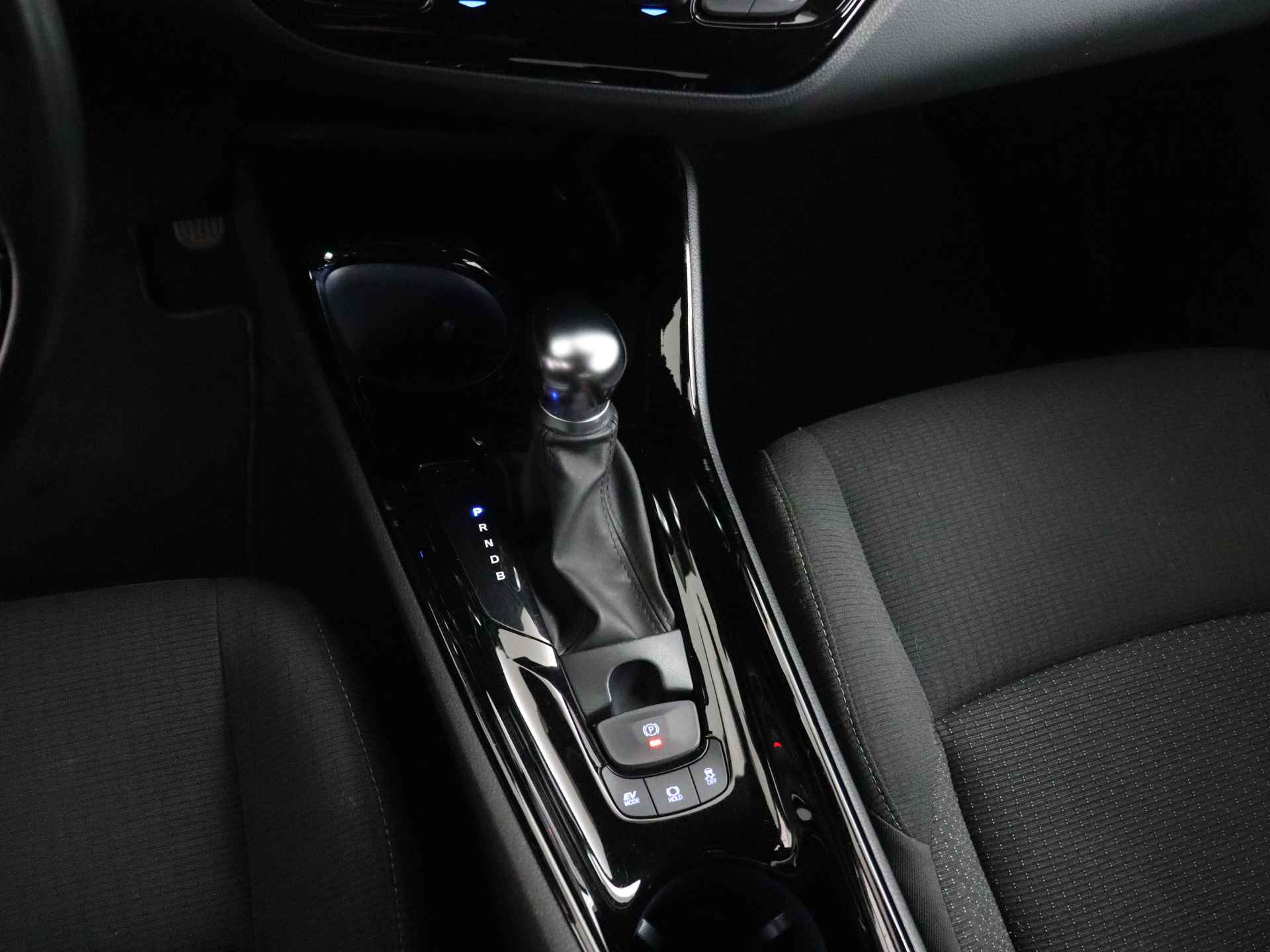 Toyota C-HR 1.8 Hybrid Style Ultimate Limited | Navigatie | Stoelverwarming | - 12/42