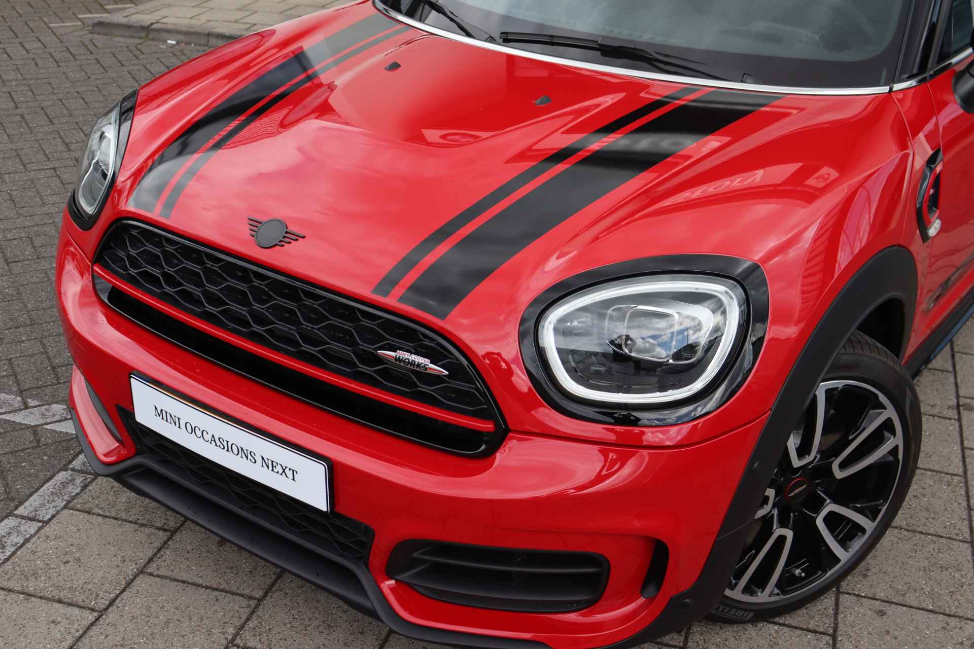 MINI Countryman John Cooper Works ALL4 Automaat / Premium Plus Pakket / Panoramadak / Achteruitrijcamera / Adaptieve LED / Active Cruise Control / Comfort Access - 3/35