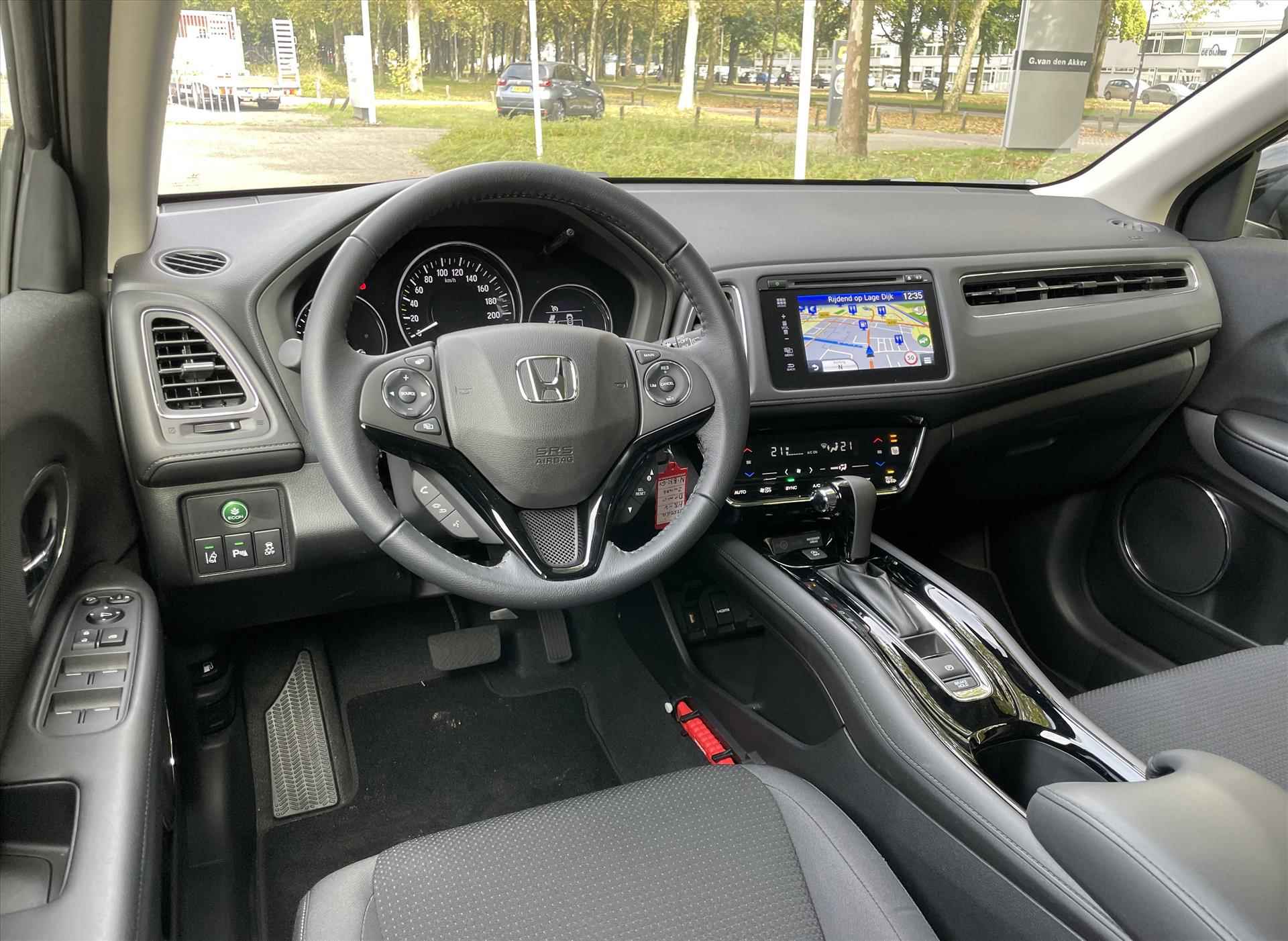 Honda HR-V 1.5i-VTEC Elegance Automaat 17" // Rijklaarprijs incl 24 mnd garantie - 10/25