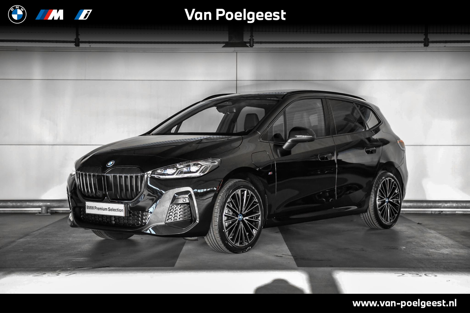 BMW 2 Serie Active Tourer 225e xDrive | Stuurwielrand verwarmd | Dakdraaksysteem M Hoogglans Shadow Line