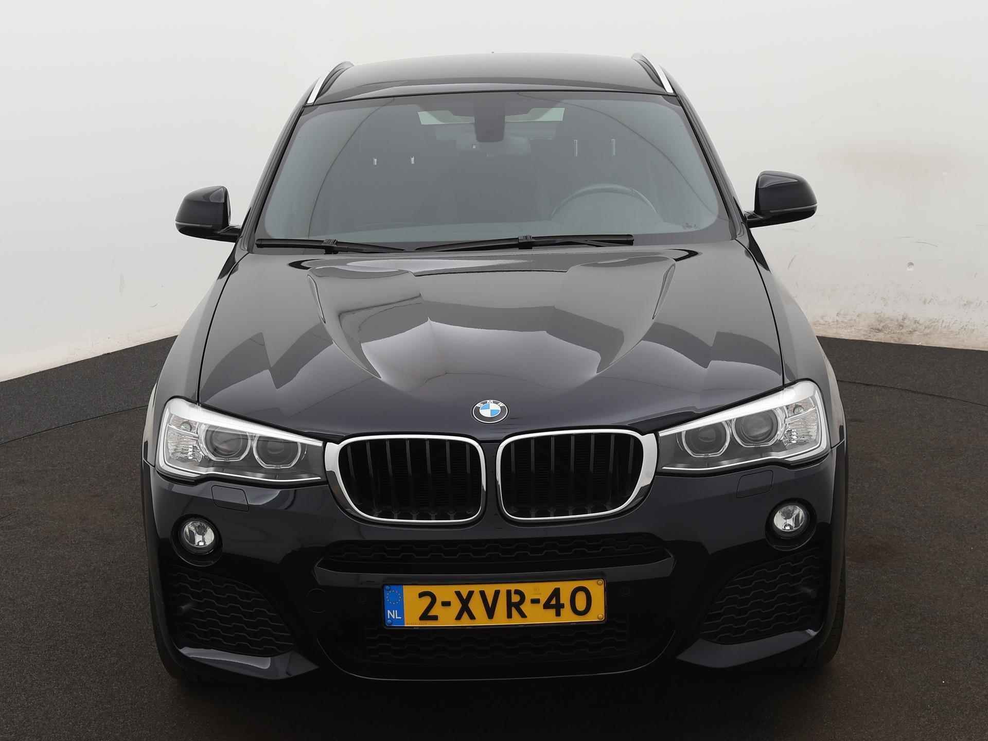 BMW X4 xDrive20i Executive | M-PAKKET | NAVIGATIE | ACHTERUITRIJCAMERA | SPORTSTOELEN | TREKHAAK | ELEKTRISCHE ACHTERKLEP | CLIMATE CONTROL | CRUISE CONTROL | BI-XENON KOPLAMPEN | - 9/21