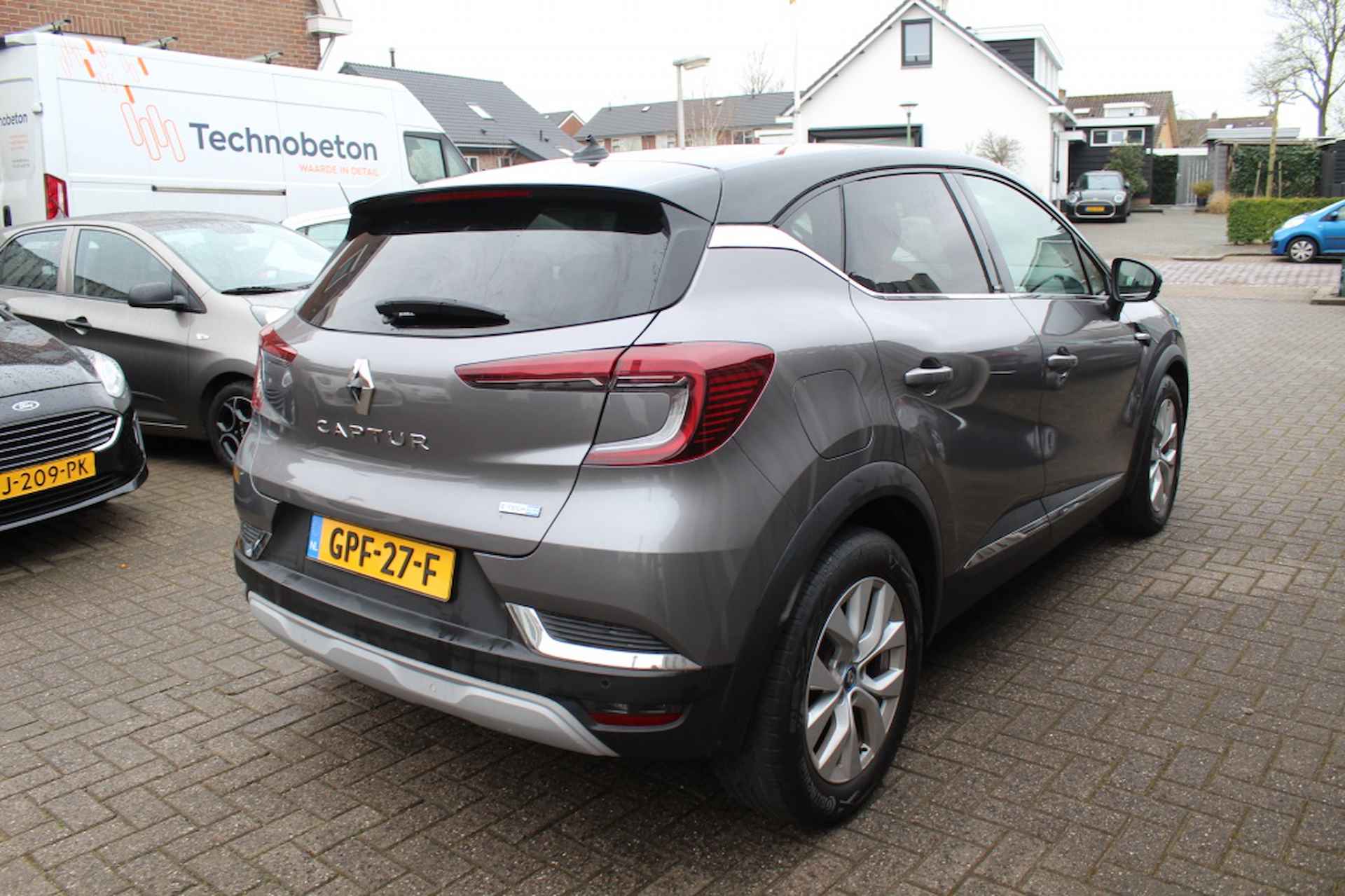 Renault Captur 1.6 Plug in Hybride 160pk Intens - 6/23