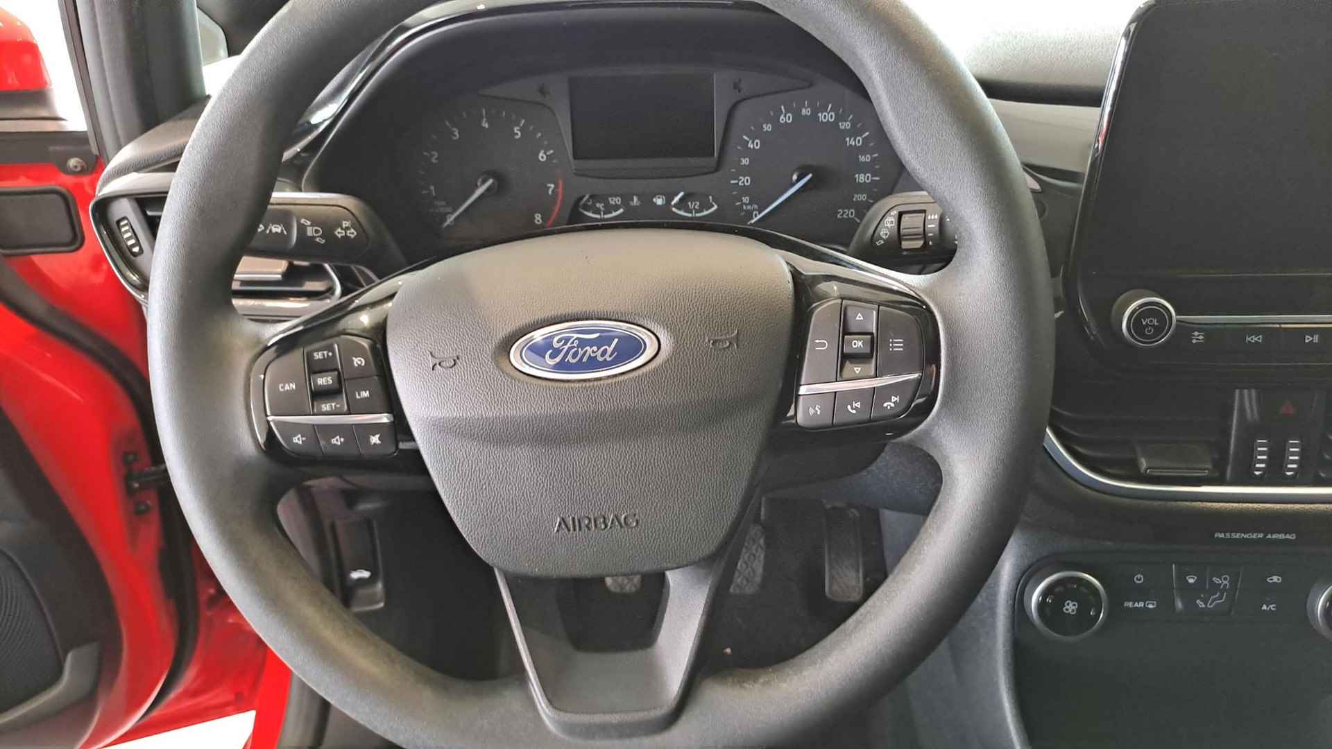 Ford Fiesta 1.0 EcoBoost Connected - 13/24