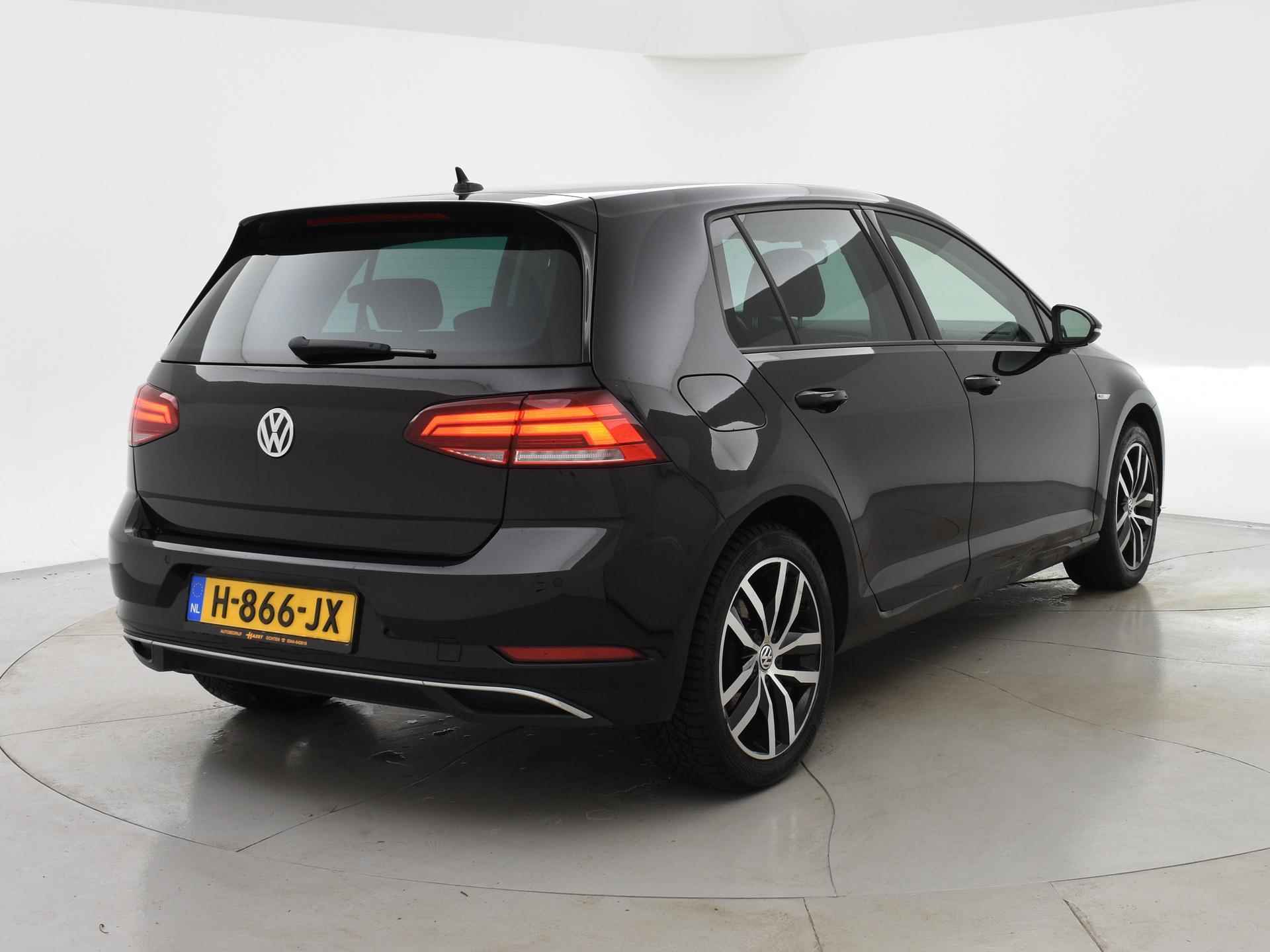 Volkswagen e-Golf E-DITION + FULL LED / ADAPTIVE CRUISE / CAMERA / NAVIGATIE / 17 INCH LMV - 3/40