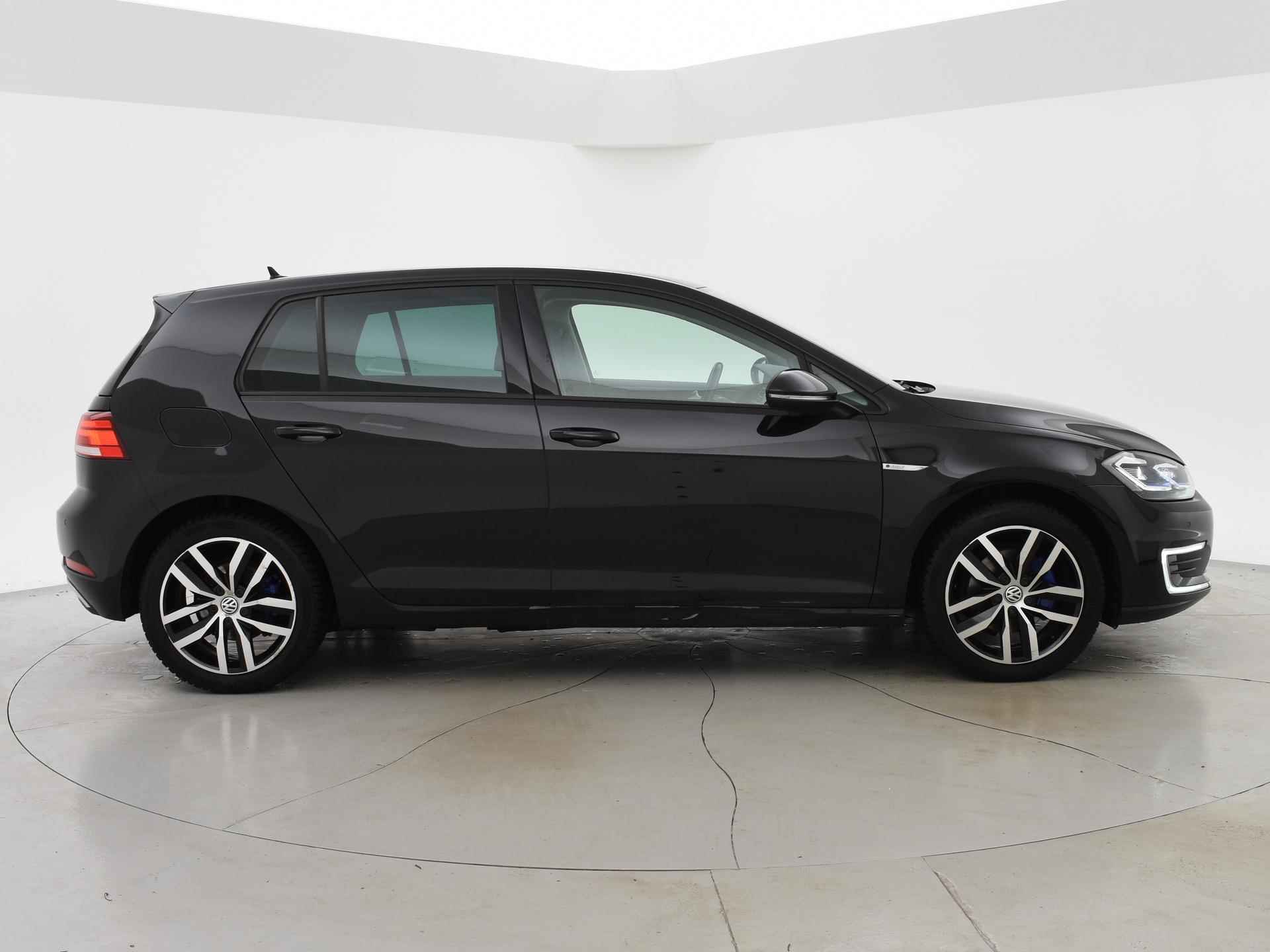 Volkswagen e-Golf E-DITION + FULL LED / ADAPTIVE CRUISE / CAMERA / NAVIGATIE / 17 INCH LMV - 27/40