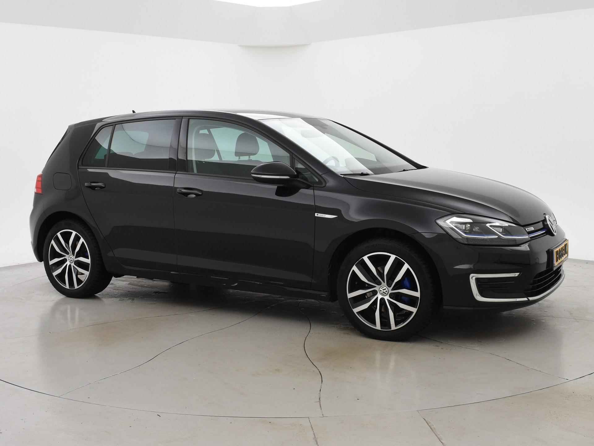 Volkswagen e-Golf E-DITION + FULL LED / ADAPTIVE CRUISE / CAMERA / NAVIGATIE / 17 INCH LMV - 40/40