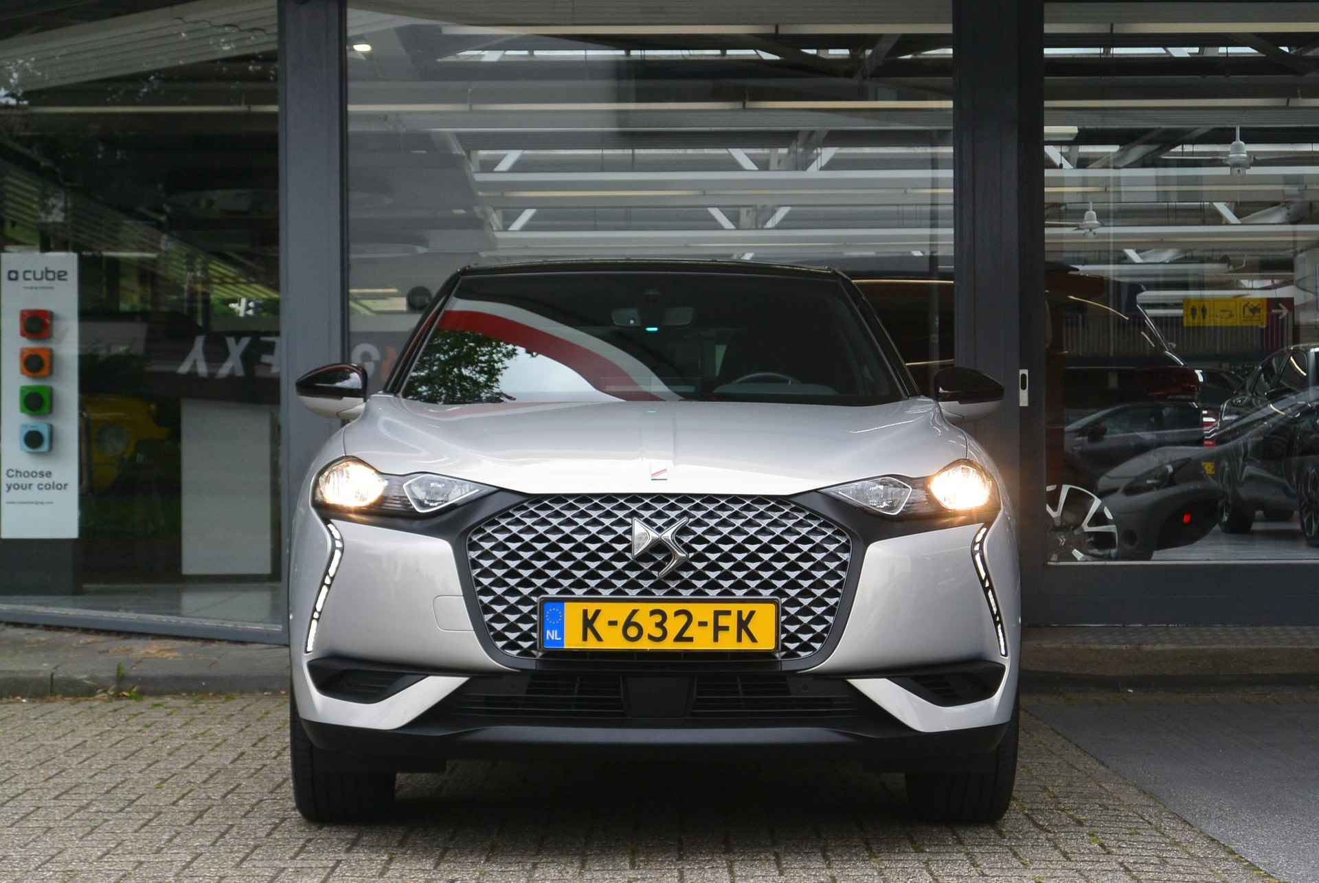 DS 3 Crossback E-Tense 136pk Performance Line │ € 2.000,- subsidie │ Proximity Keyless Entry & Start │ Achteruitrijcamera - 14/60