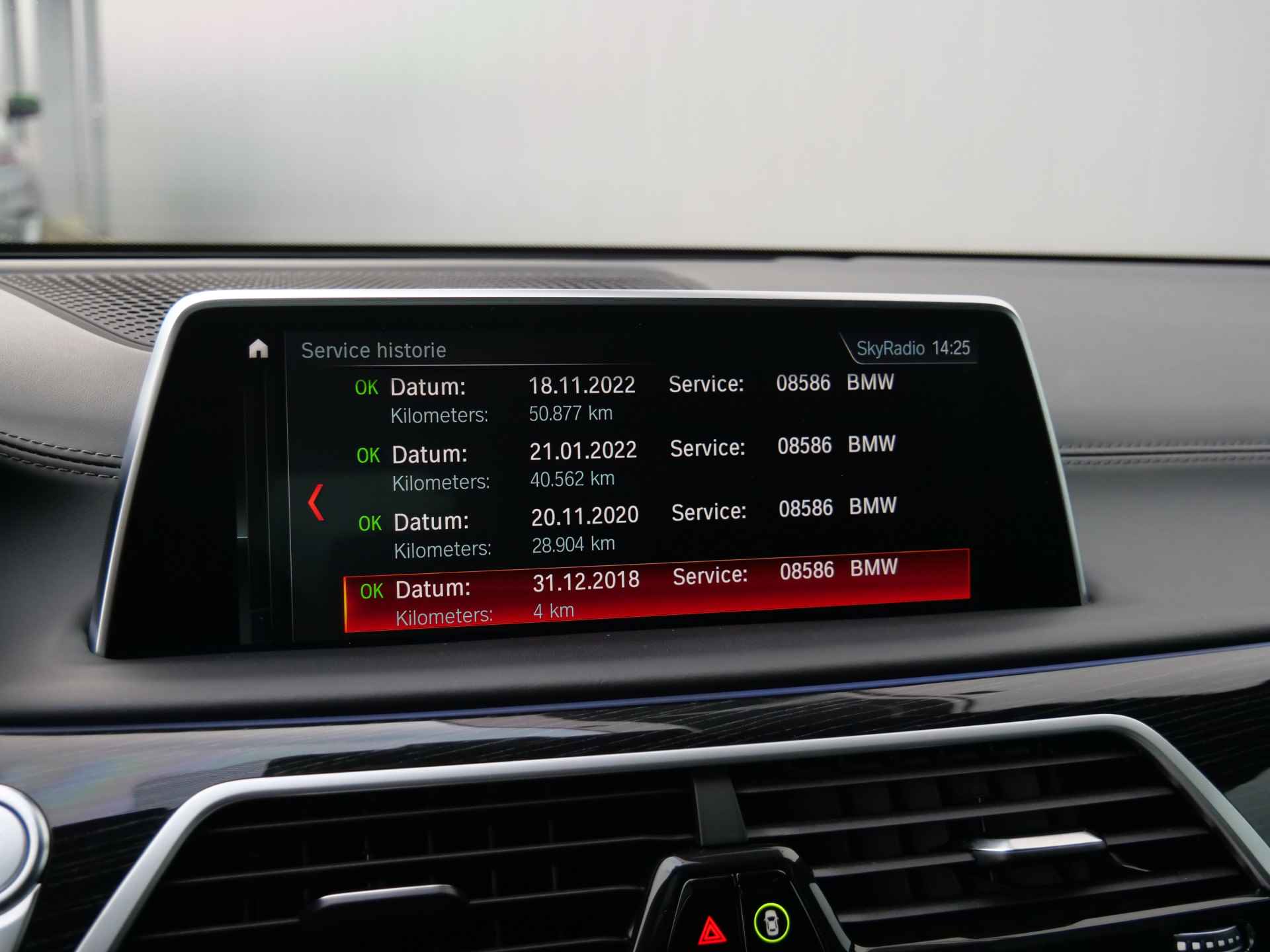 BMW 7 Serie 740e iPerformance High Executive 326 Pk Automaat Navi / Leer / DAB / Apple Carplay / Schuifdak / M-pakket - 52/57